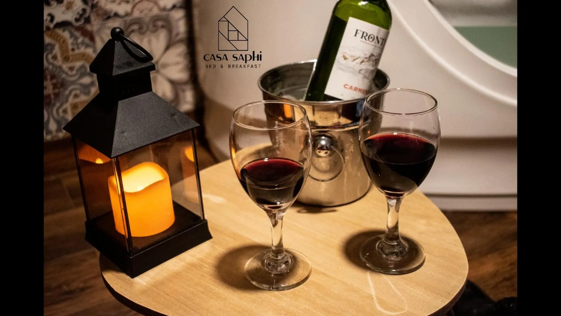 Drinks in Casa Saphi