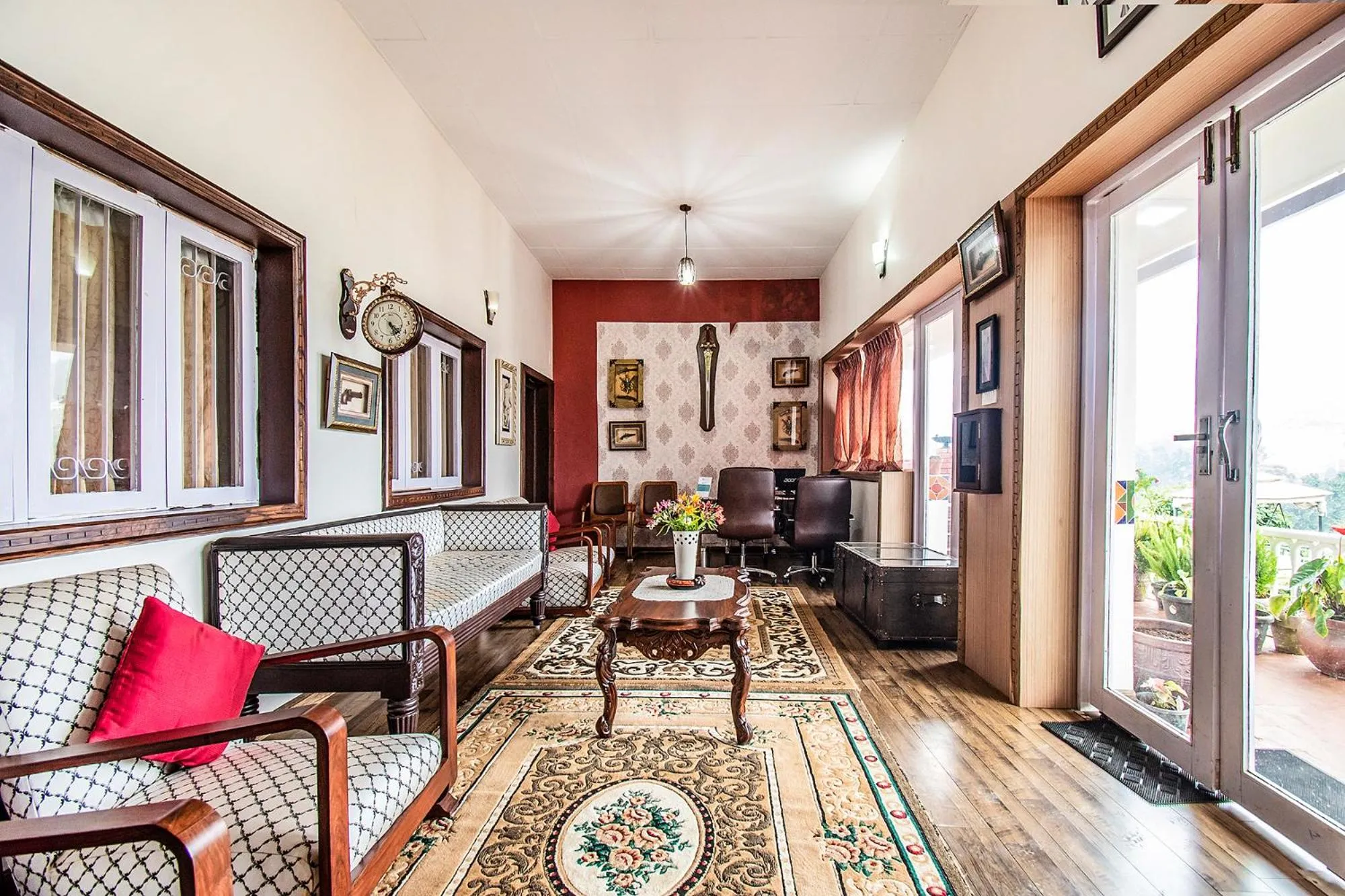 Seating area in Via St Clouds - Nr Government Botanical Garden