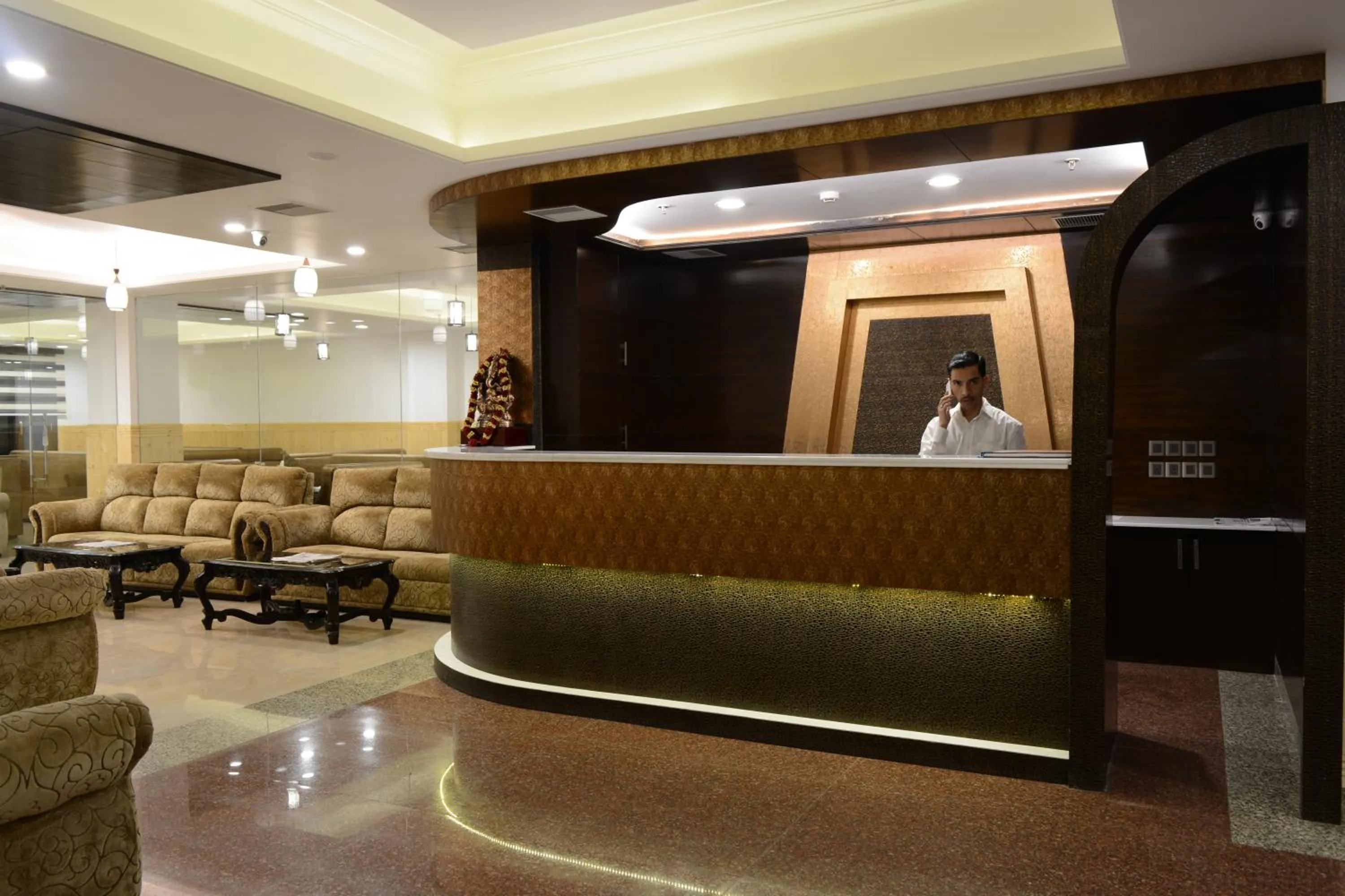 Lobby or reception in Hotel Dhroov By Mystical Views