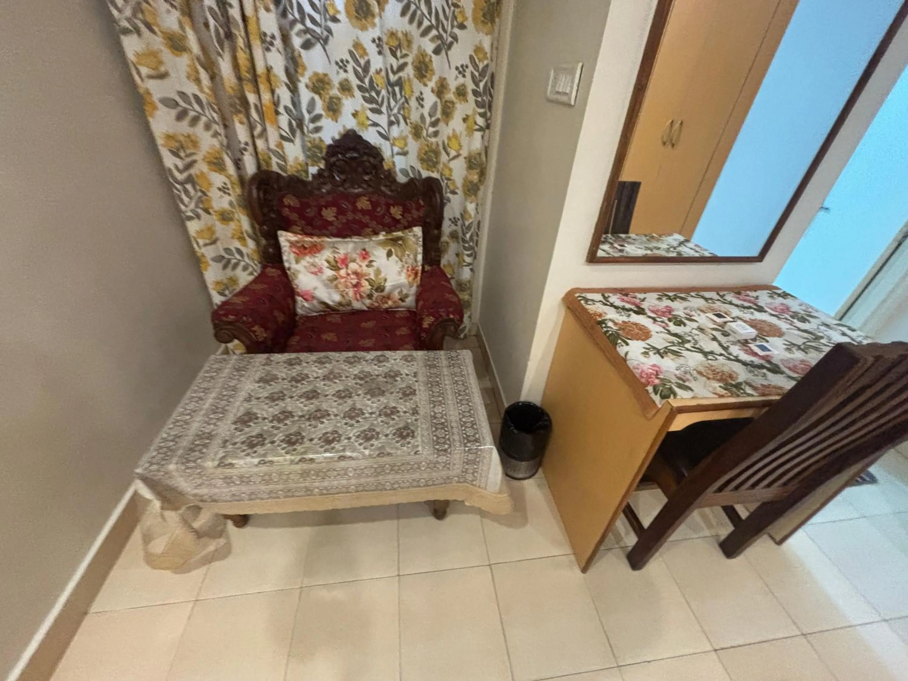 Seating area in Hotel City Home - A Heritage Hotel