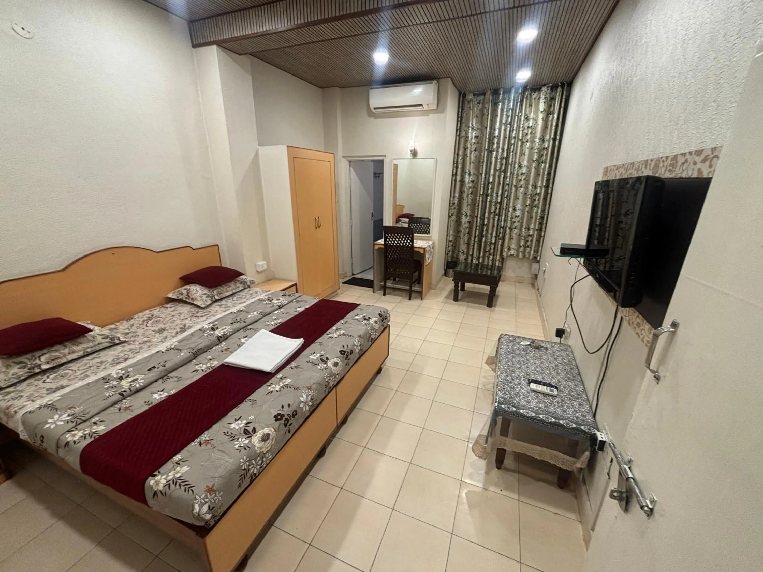 Bedroom, Bed in Hotel City Home - A Heritage Hotel