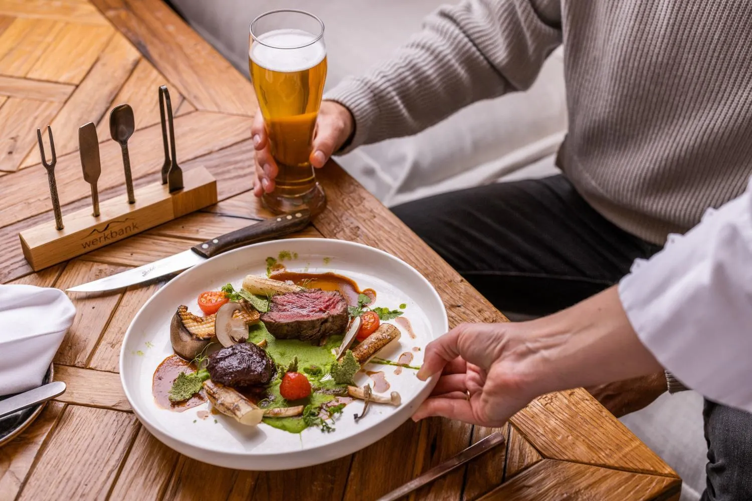 Restaurant/places to eat in Hotel Seevilla Wolfgangsee