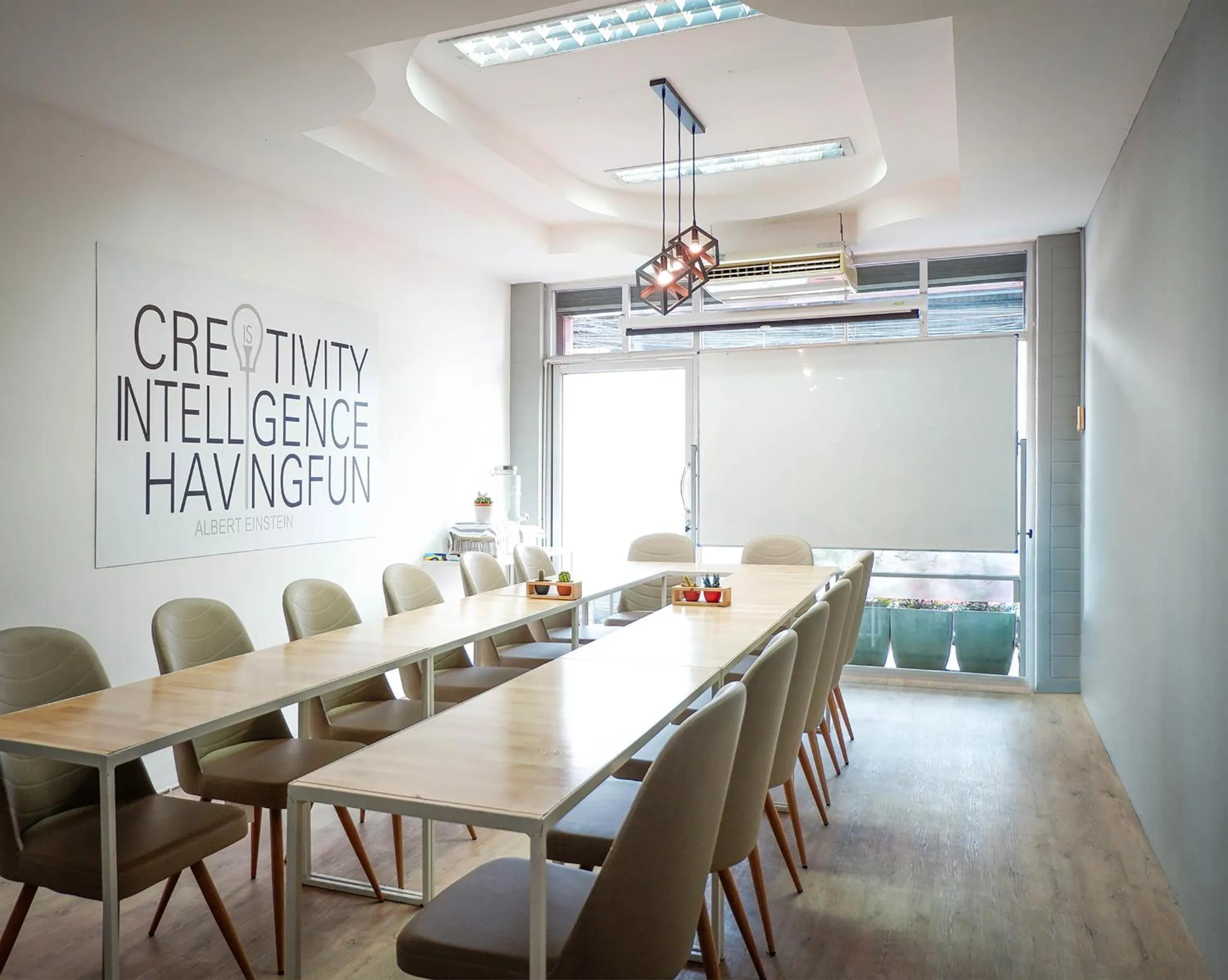 Meeting/conference room in Ingnaam Hotel