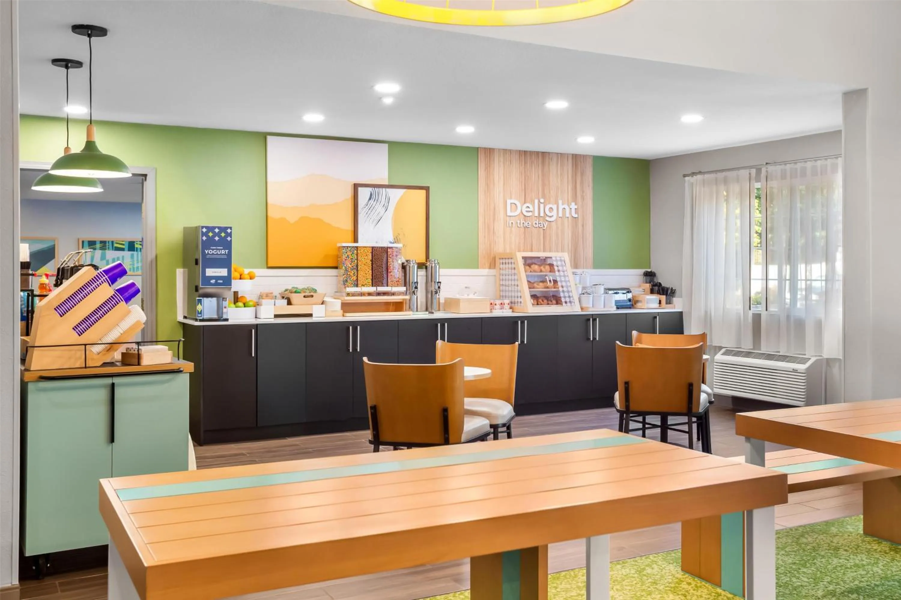 Breakfast in Spark by Hilton Tumwater