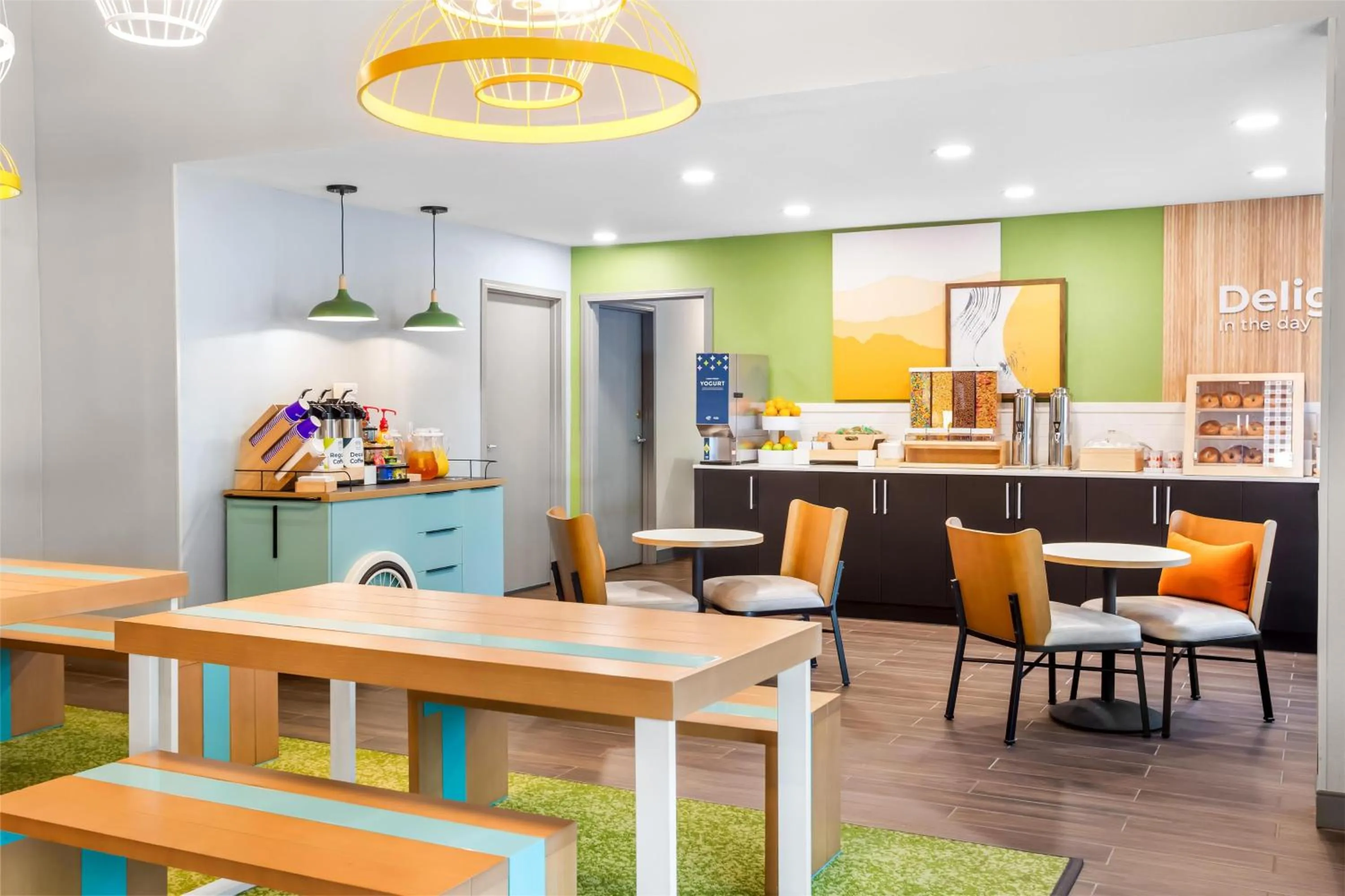 Breakfast in Spark by Hilton Tumwater