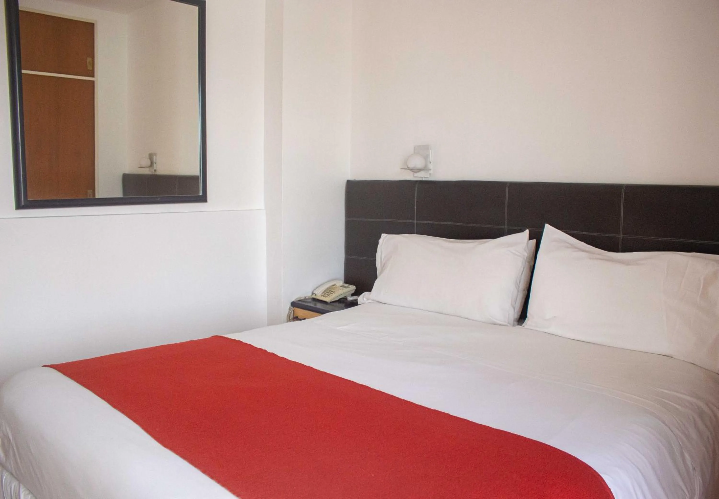 Bed in Hotel Cristoforo Colombo