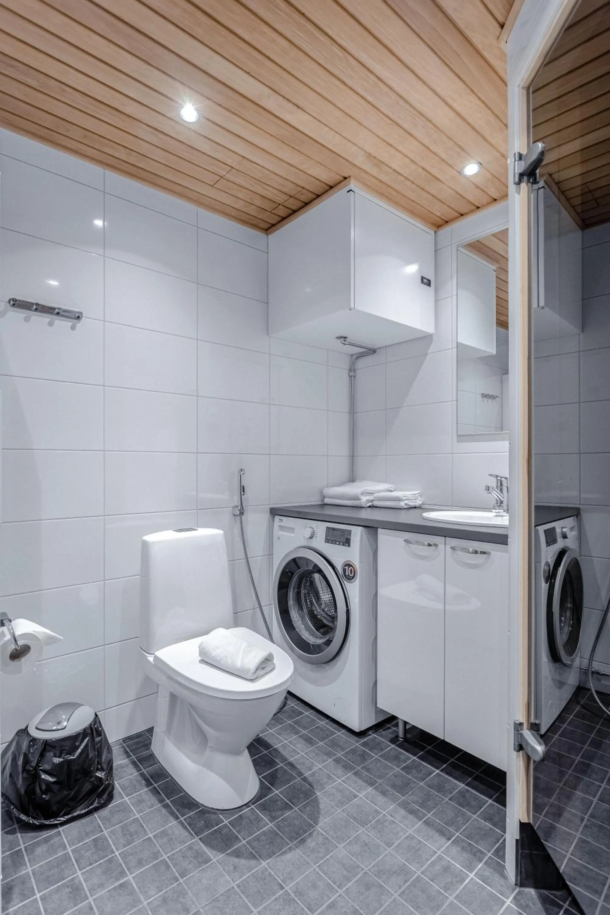 Bathroom in Holiday Club Turun Caribia Superior Apartments