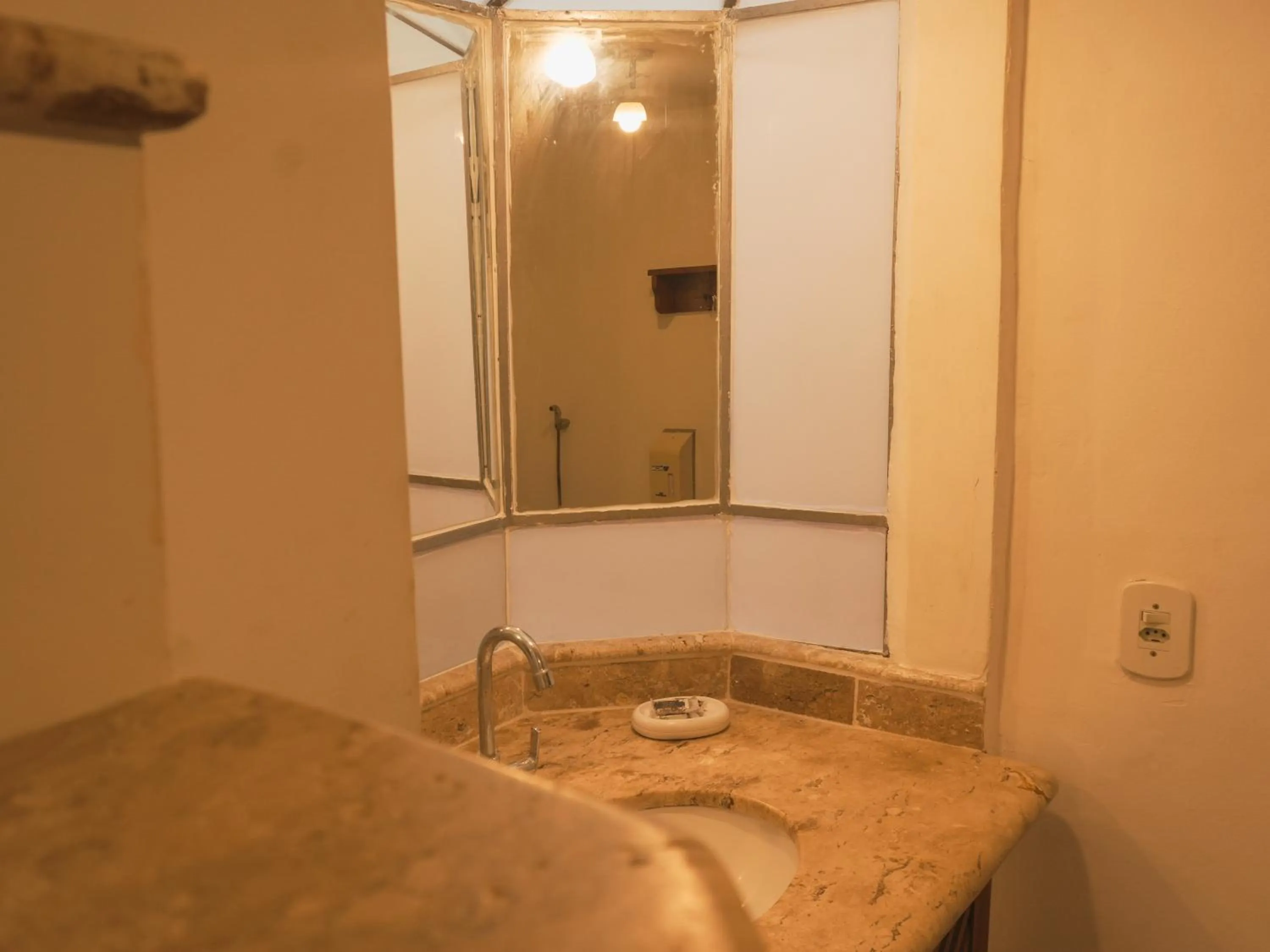 Bathroom in Pousada Erva Doce