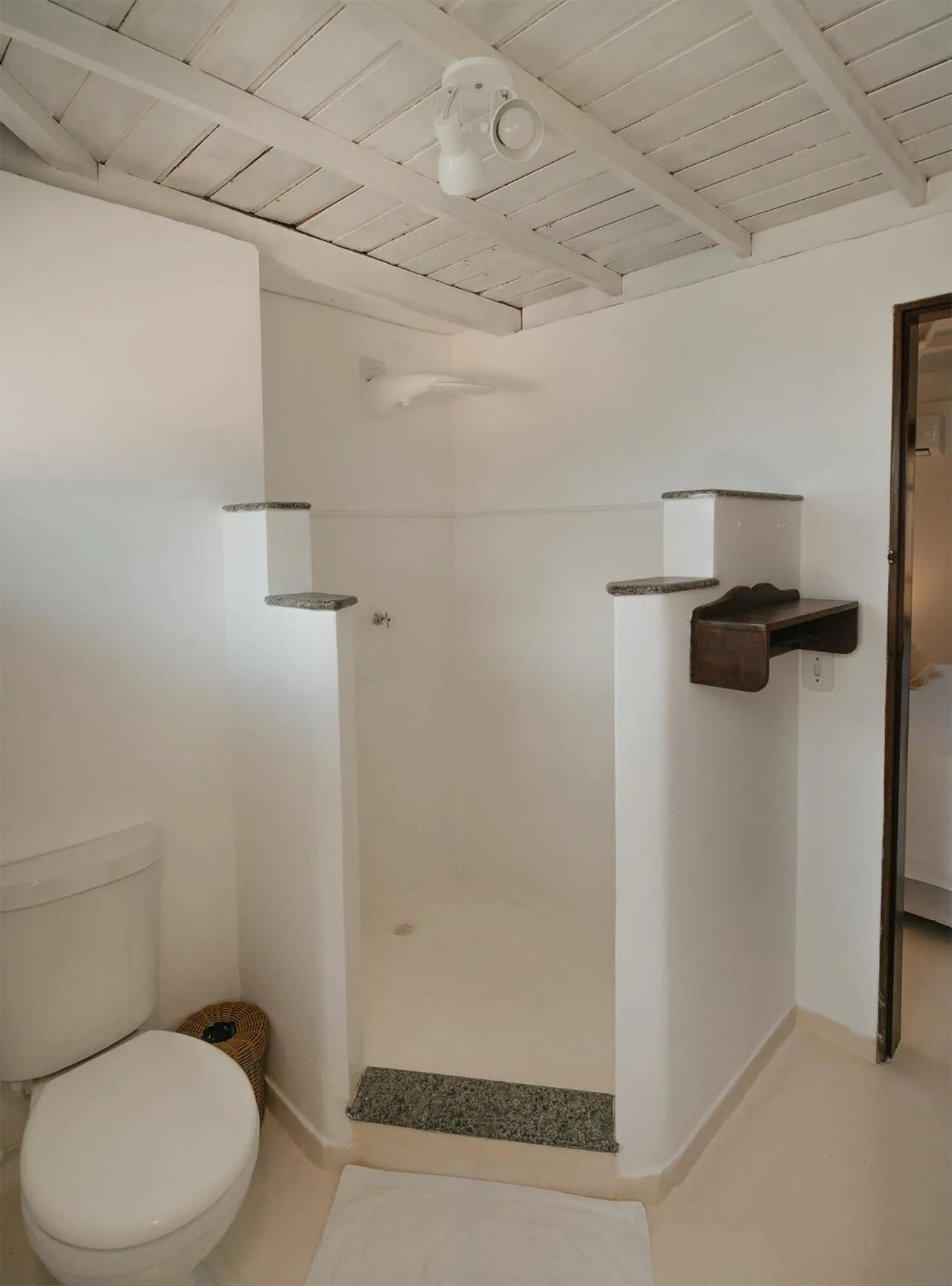 Bathroom in Pousada Erva Doce