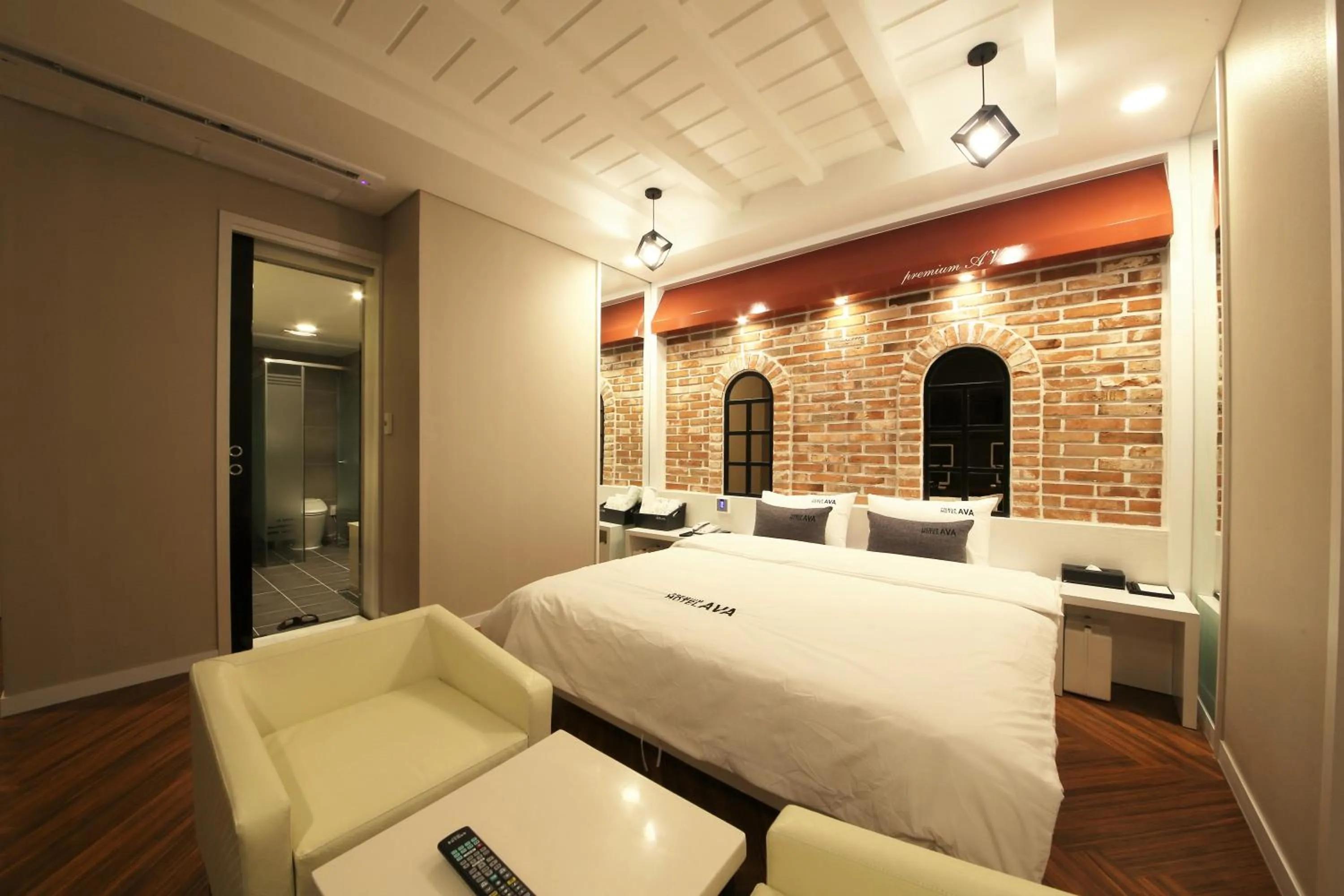 Bed in Premium Ava Hotel