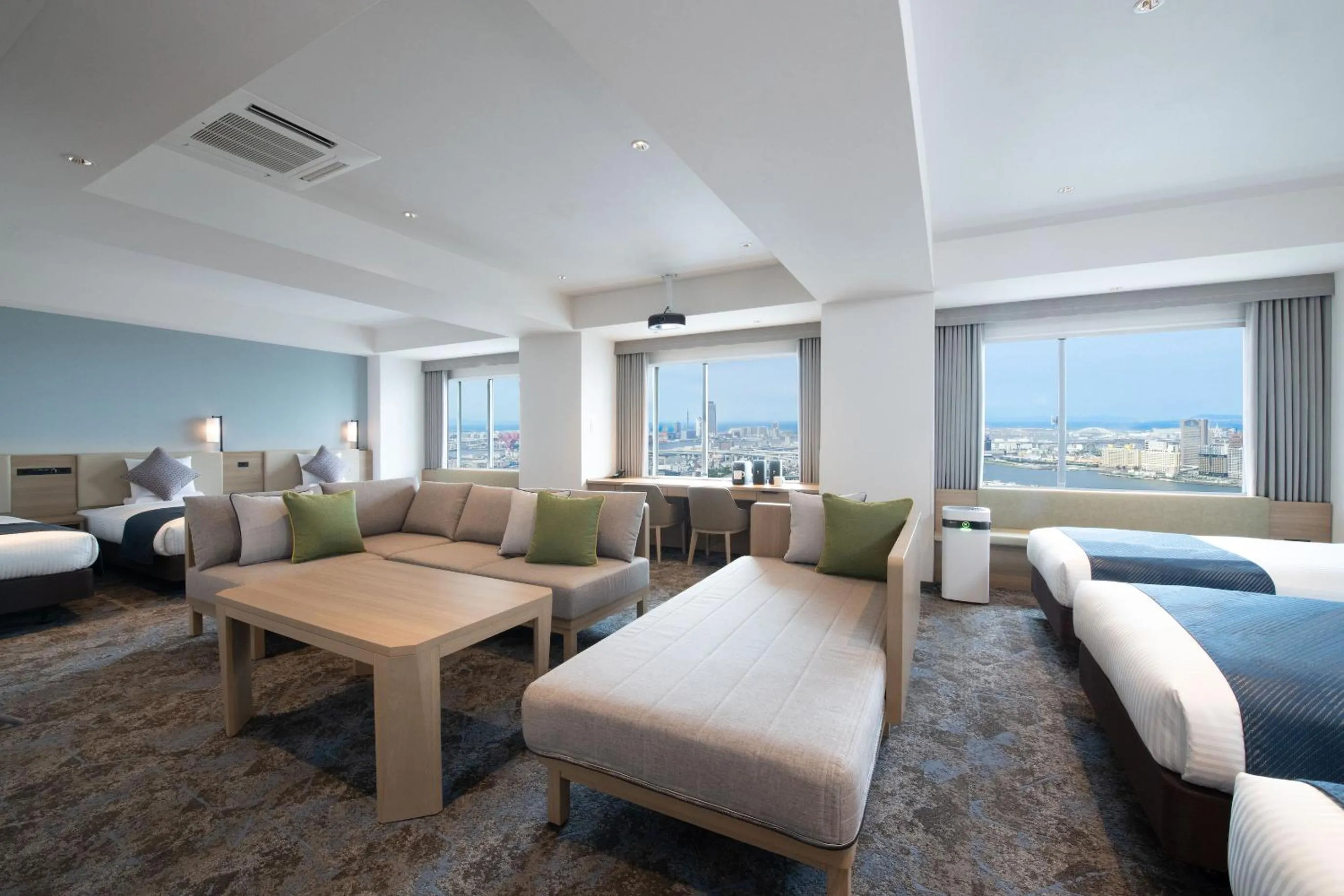 Bed in Art Hotel Osaka Bay Tower