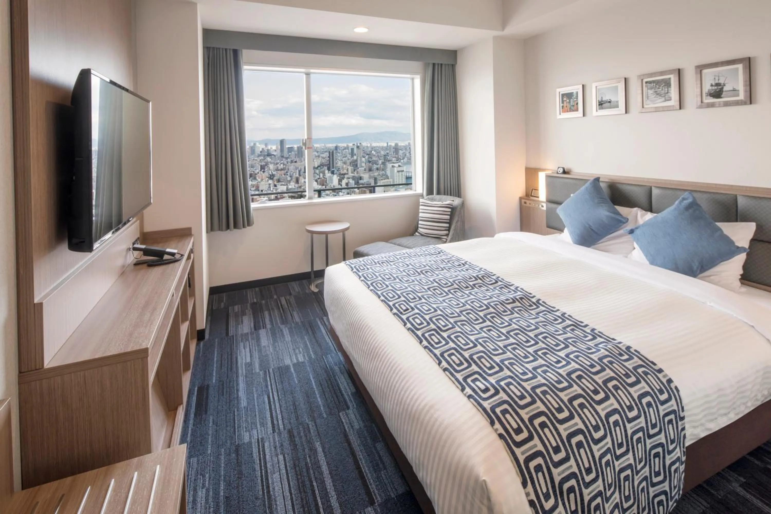 Photo of the whole room, Bed in Art Hotel Osaka Bay Tower