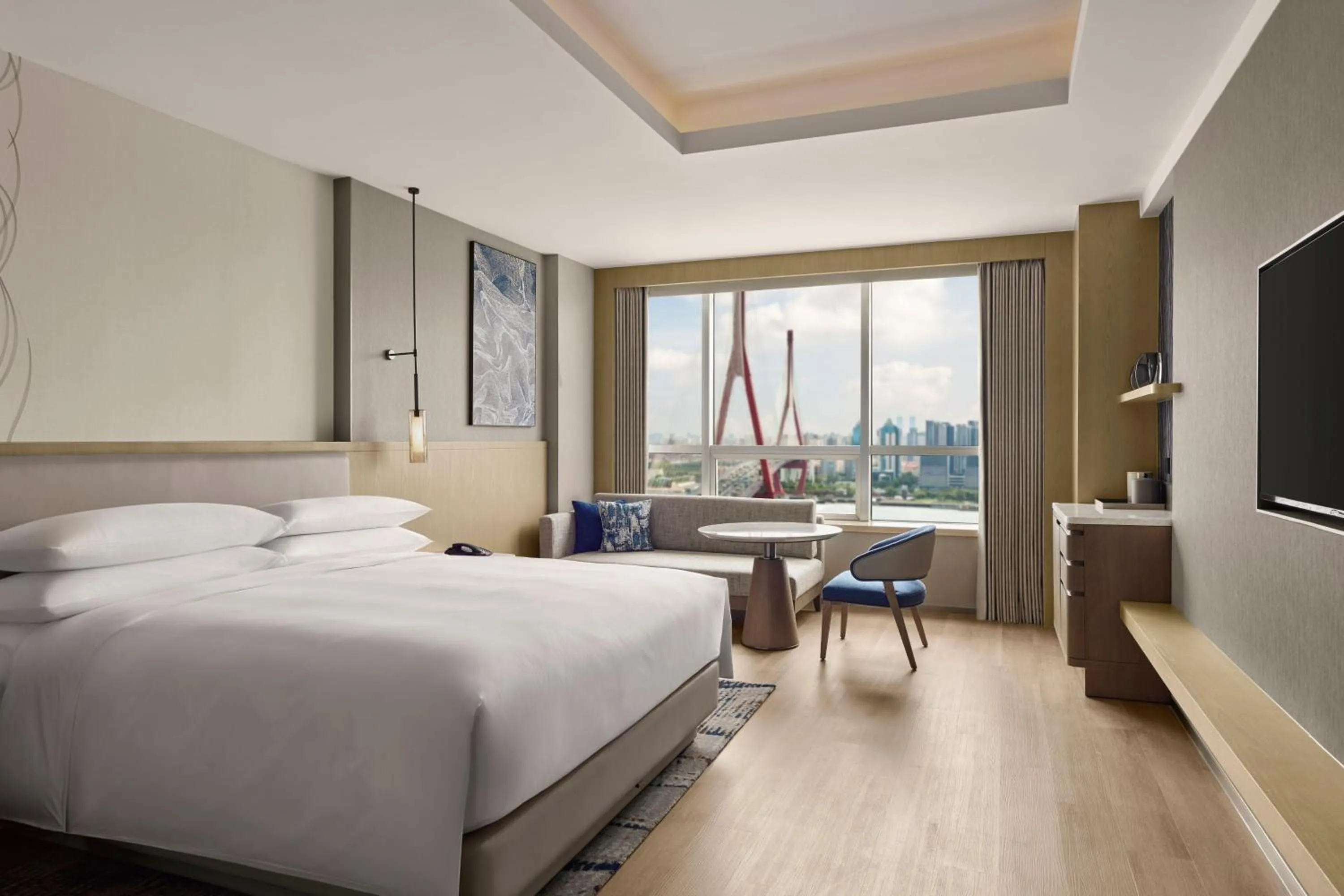 Bedroom, Bed in Shanghai Marriott Hotel Yangpu Riverside