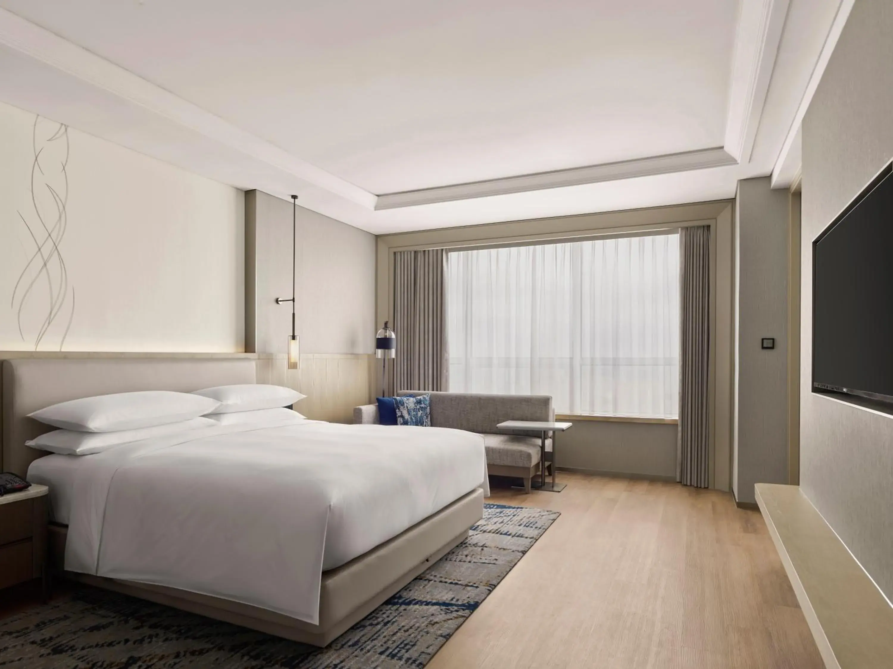 Executive King Suite - Executive Lounge Access in Shanghai Marriott Hotel Yangpu Riverside Executive King Suite - Executive Lounge Access in Shanghai Marriott Hotel Yangpu Riverside