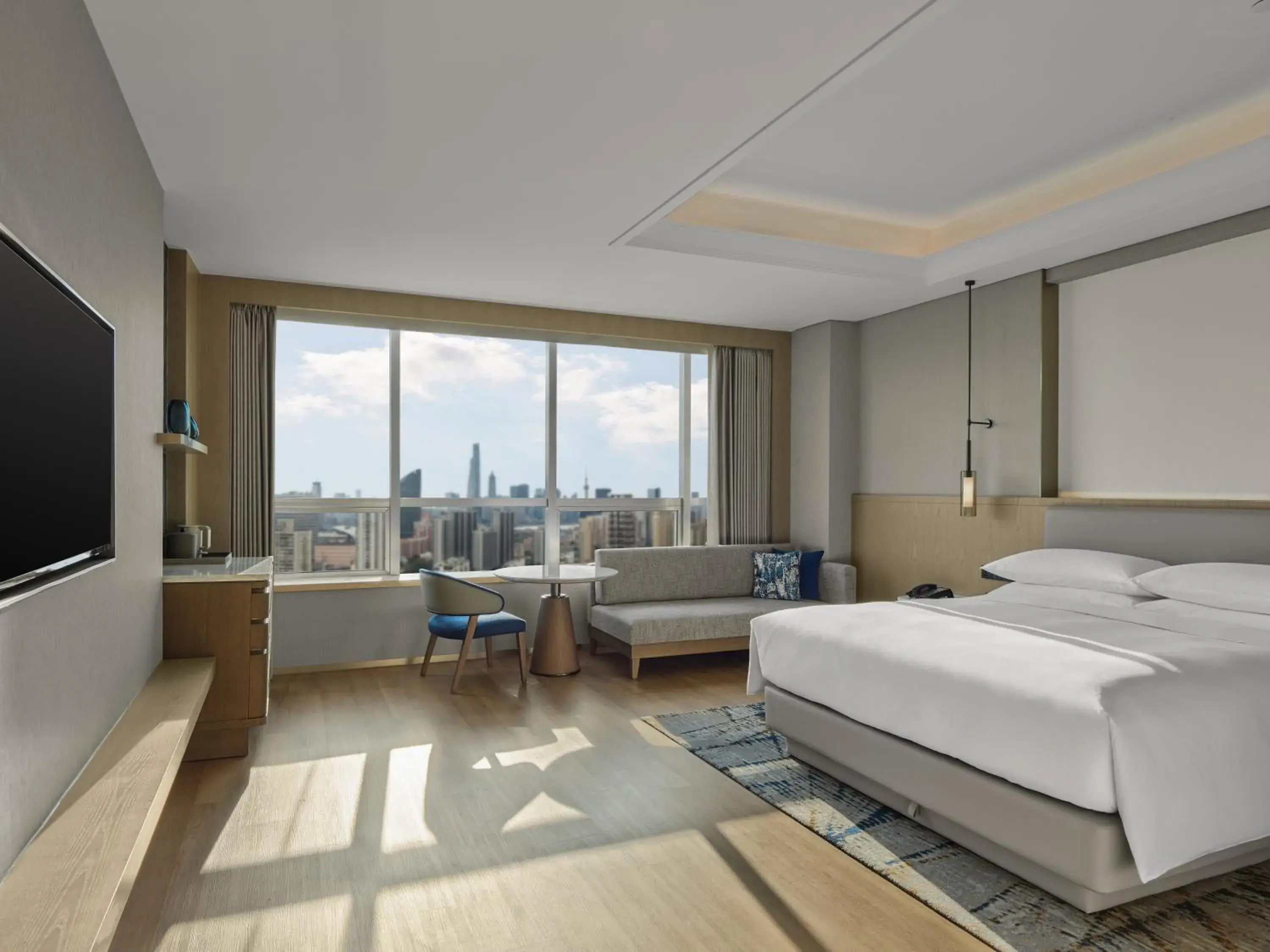King Room with City View - High Floor in Shanghai Marriott Hotel Yangpu Riverside King Room with City View - High Floor in Shanghai Marriott Hotel Yangpu Riverside