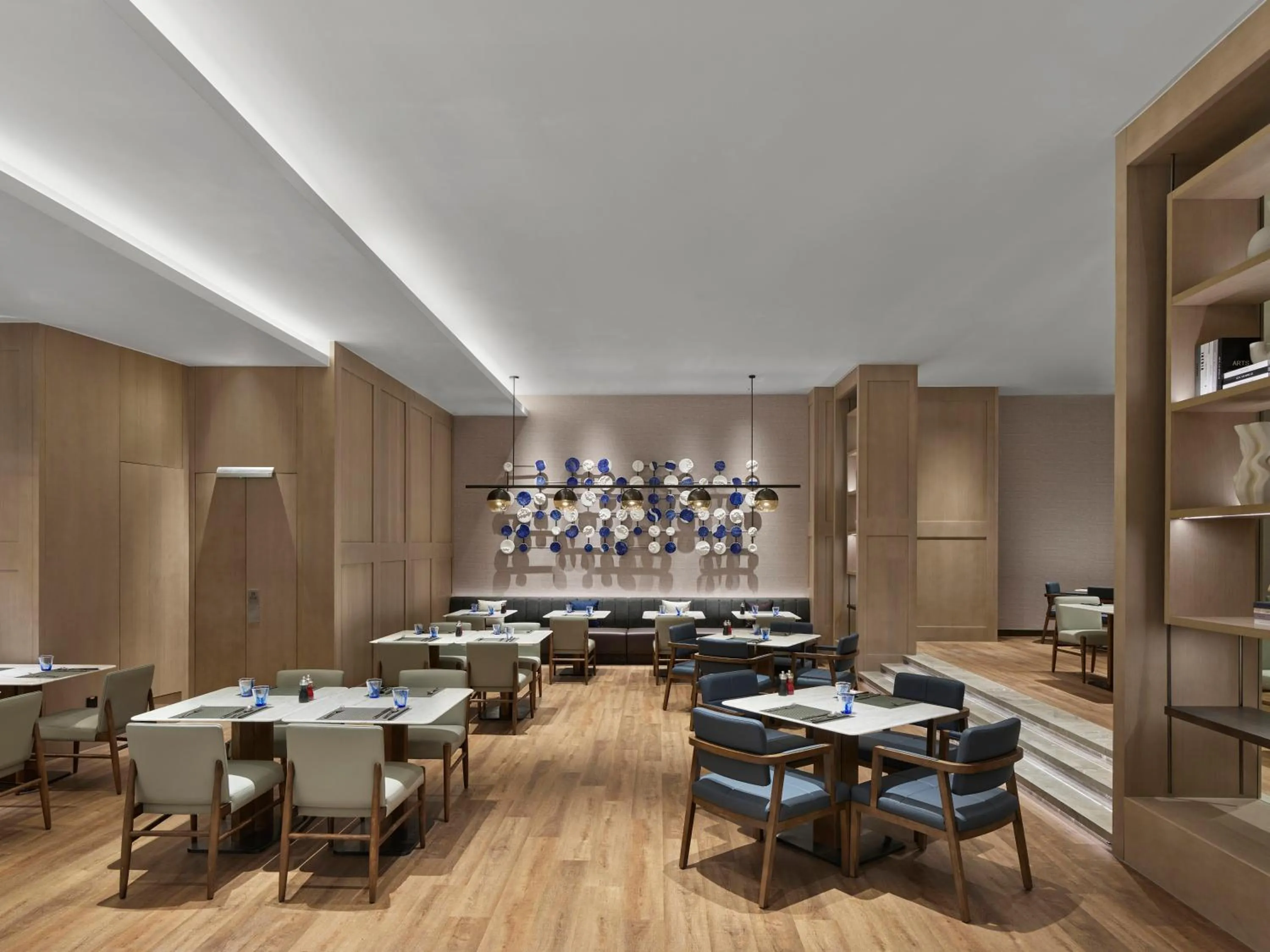 Restaurant/places to eat in Shanghai Marriott Hotel Yangpu Riverside