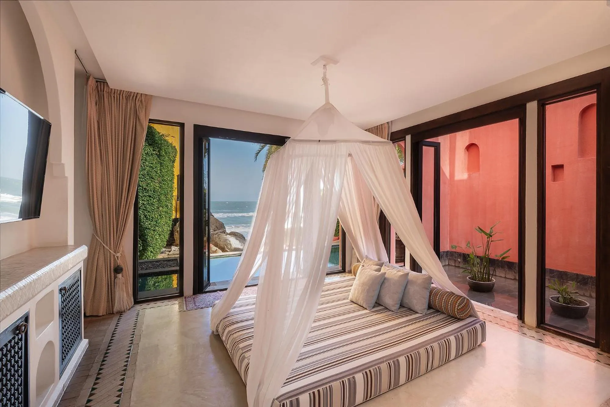 Living room, Bed in Villa Maroc Resort