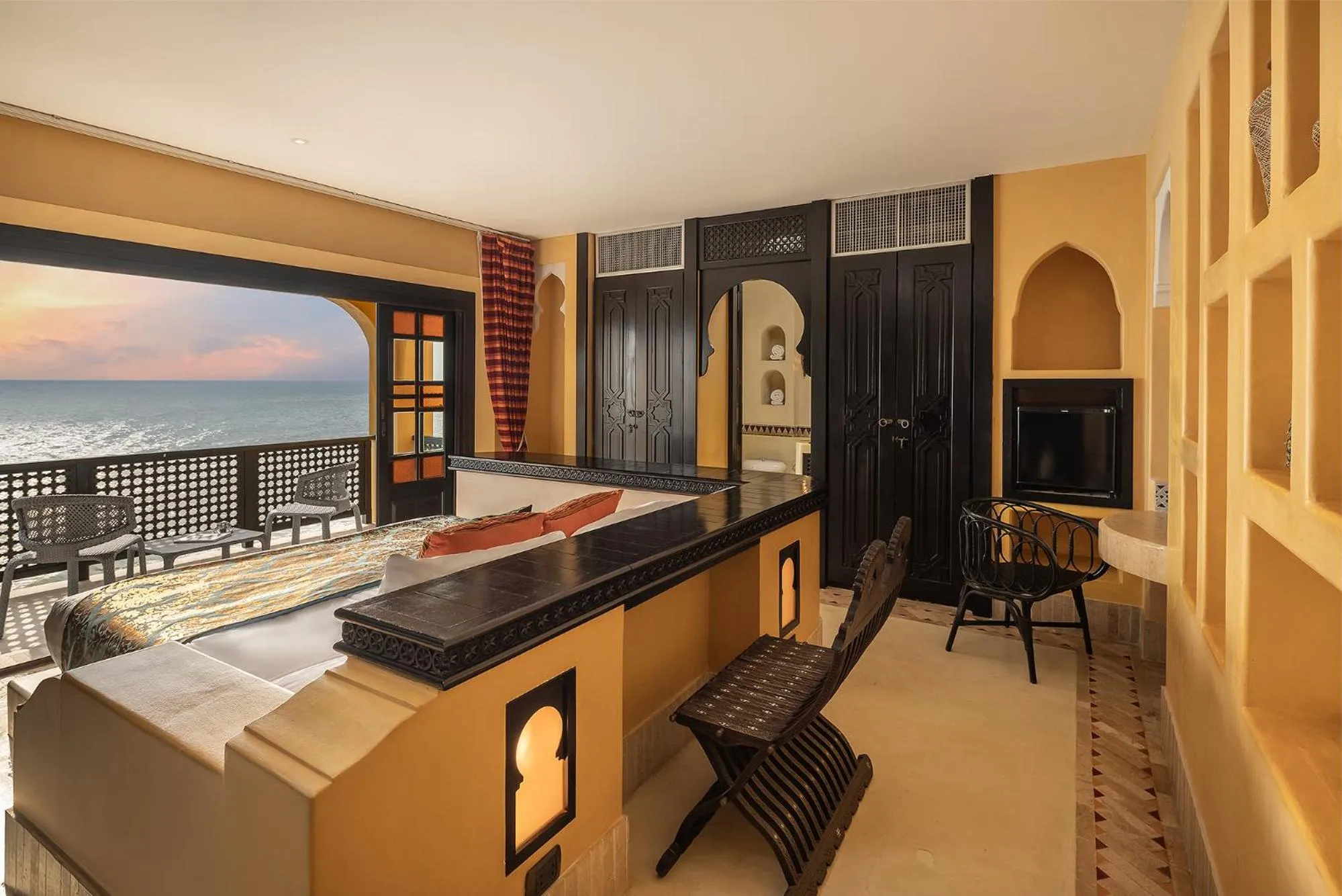 Bed in Villa Maroc Resort