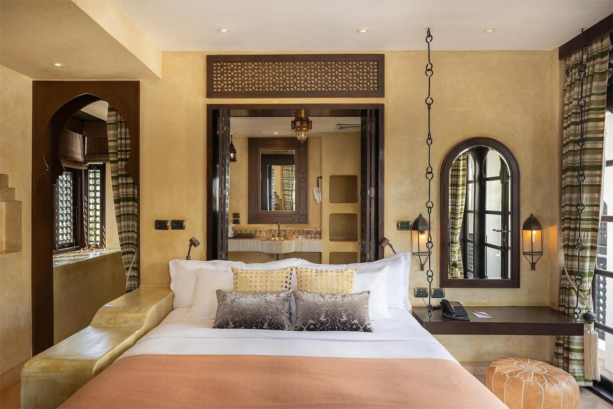 Bed in Villa Maroc Resort