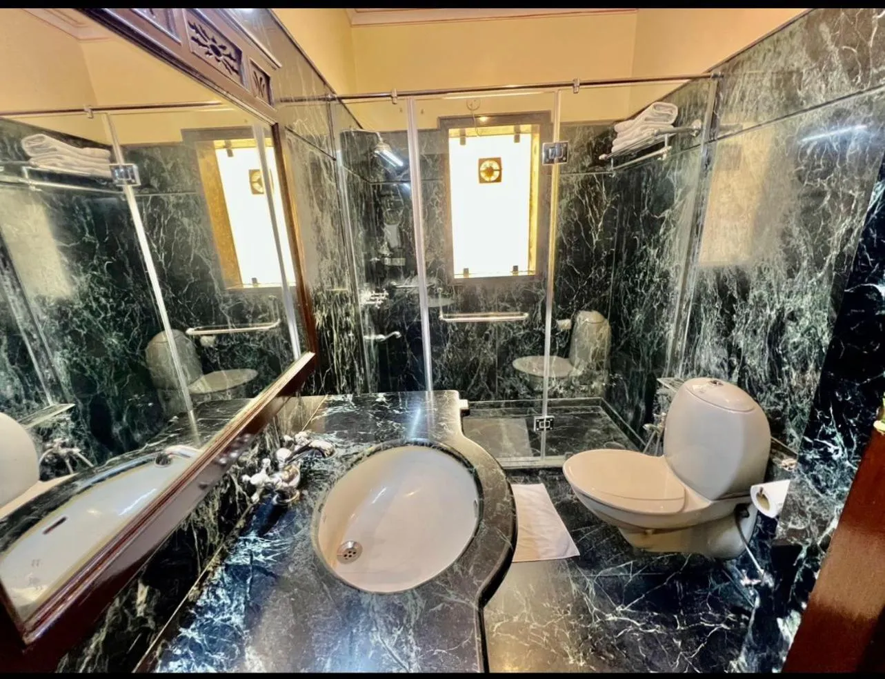 Shower in Umaid Mahal - A Heritage Style Boutique Hotel