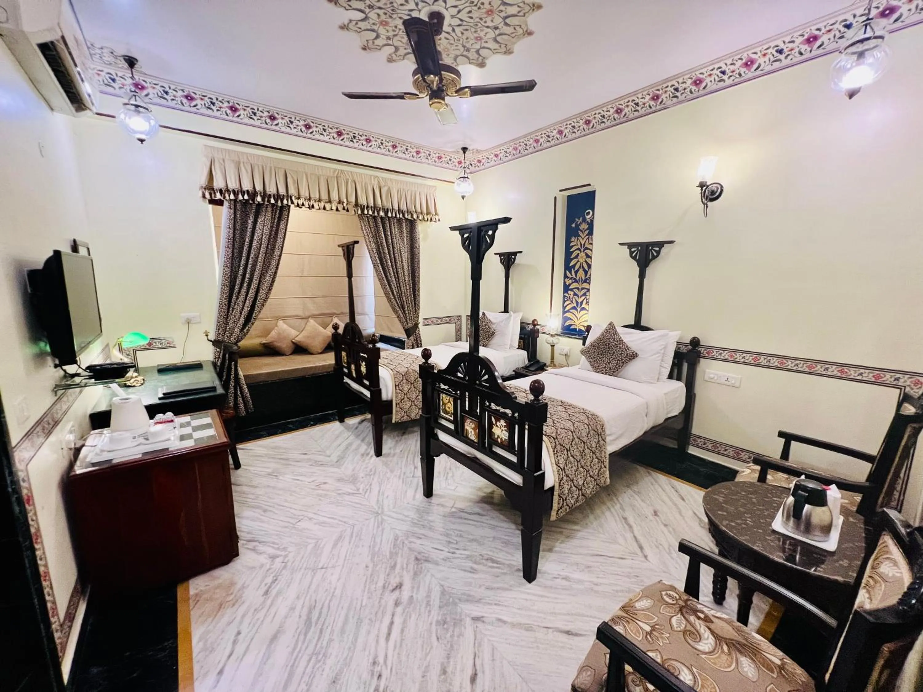Bedroom, Bed in Umaid Mahal - A Heritage Style Boutique Hotel