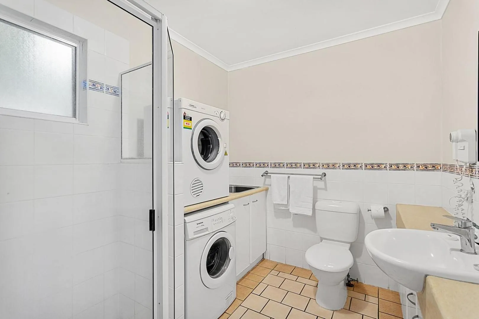 Bathroom in Shingley Beach Resort - Whitsundays