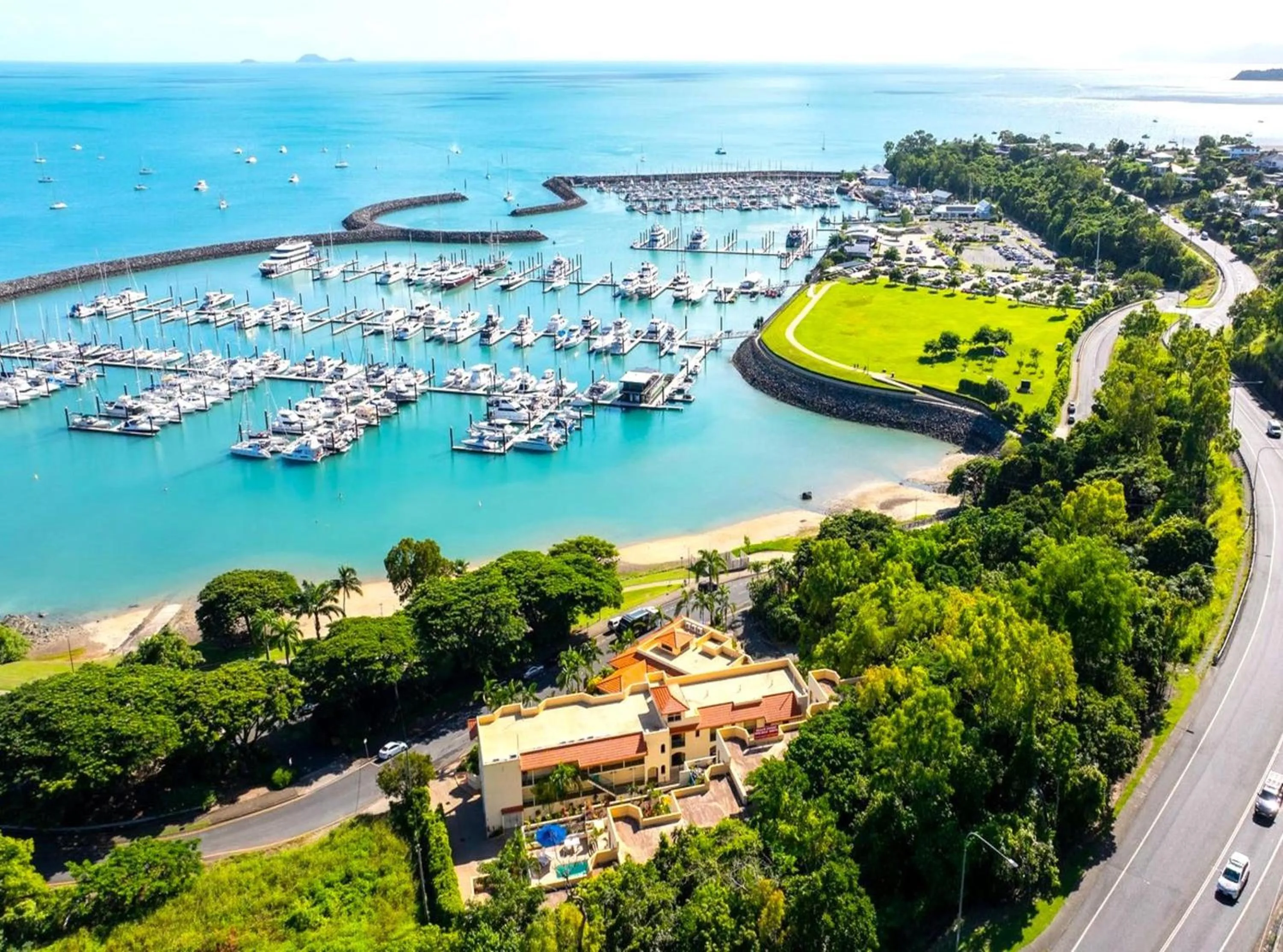 Area and facilities in Shingley Beach Resort - Whitsundays