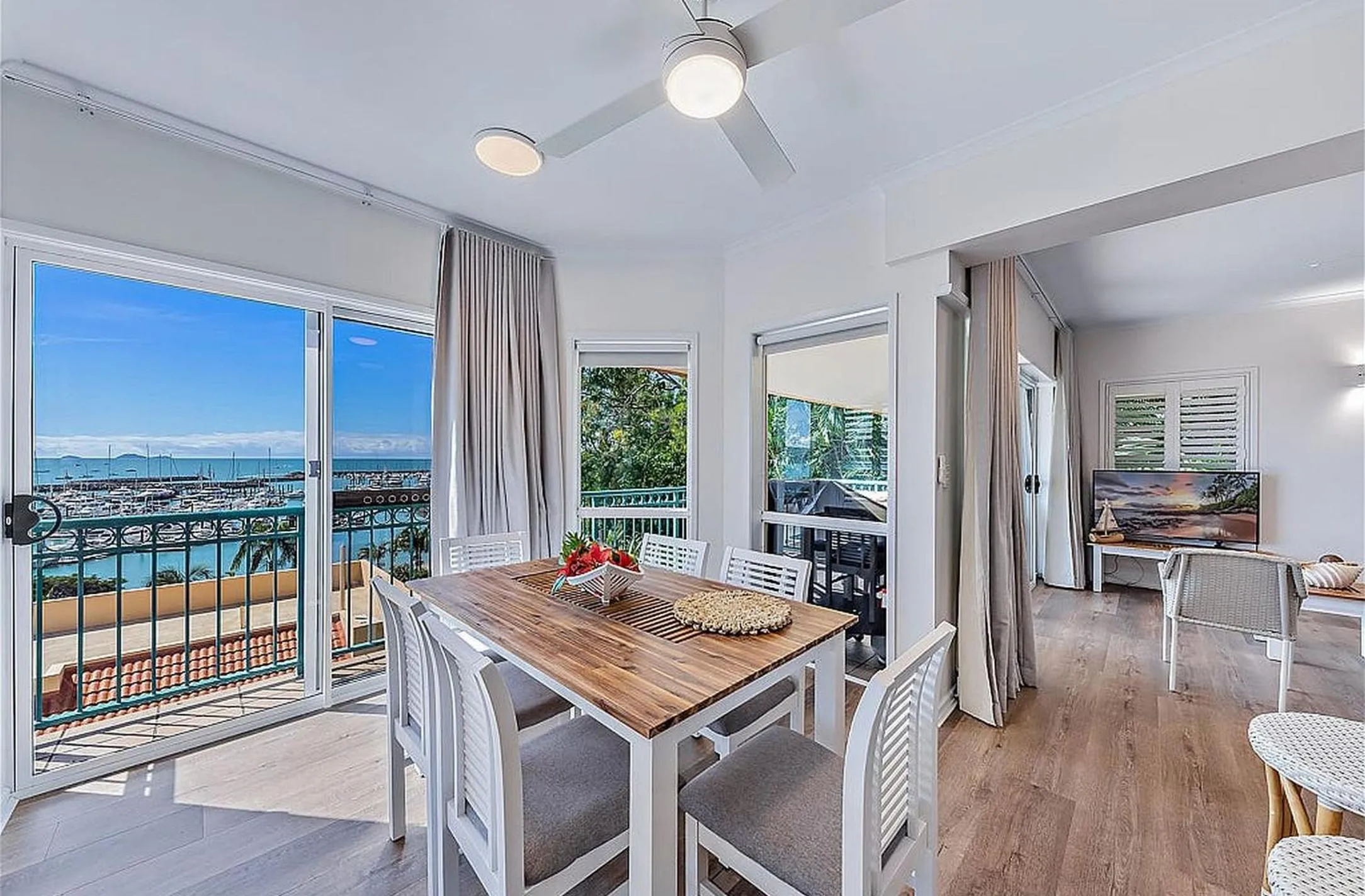 kitchen in Shingley Beach Resort - Whitsundays