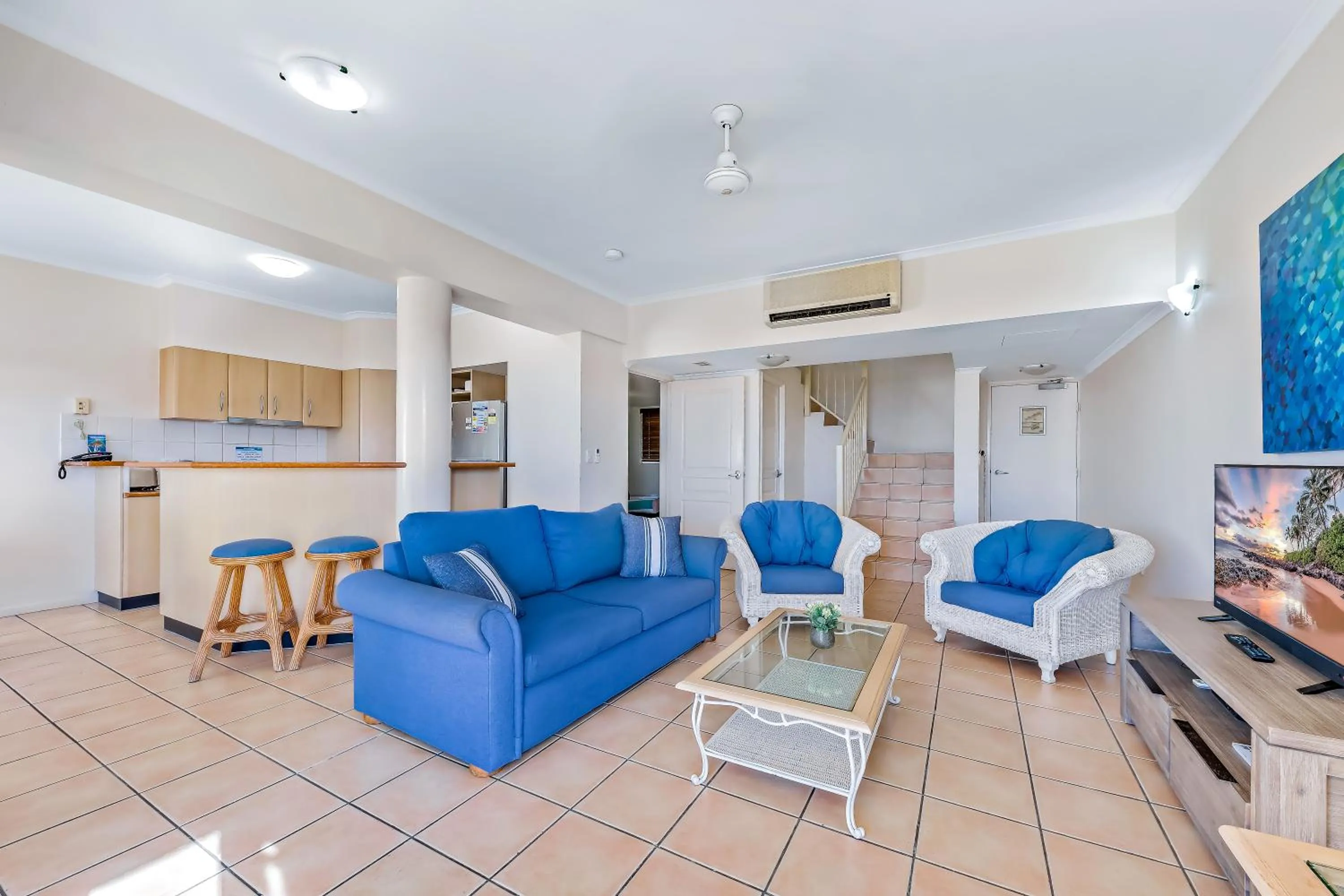 TV and multimedia in Shingley Beach Resort - Whitsundays