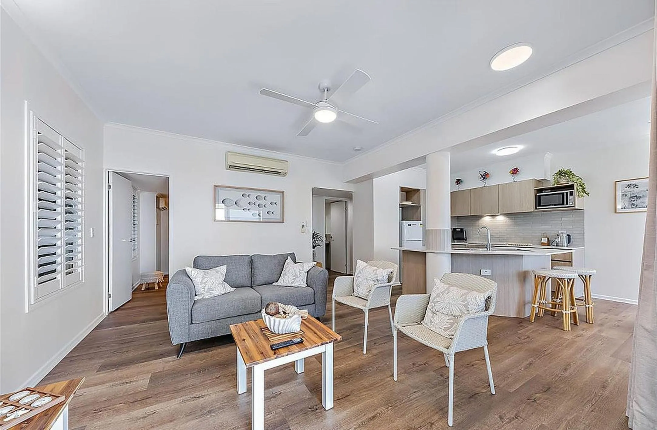 Living room in Shingley Beach Resort - Whitsundays