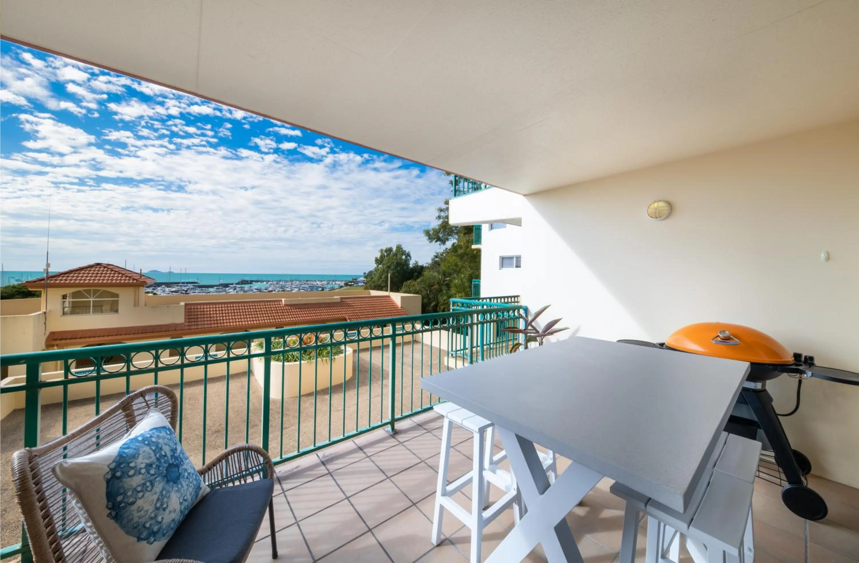 Day in Shingley Beach Resort - Whitsundays