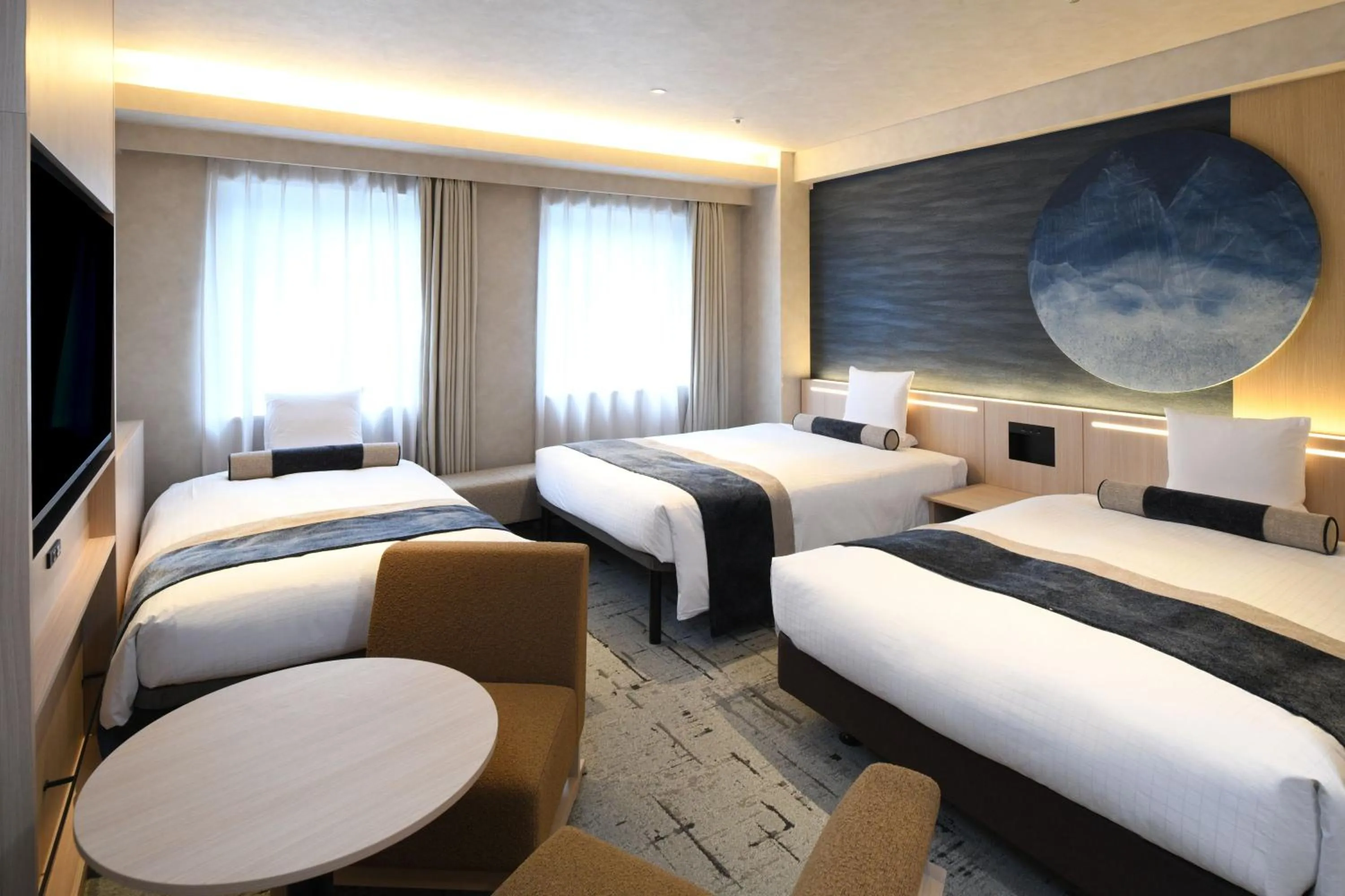 Photo of the whole room, Bed in HOTEL MYSTAYS Ochanomizu Conference Center