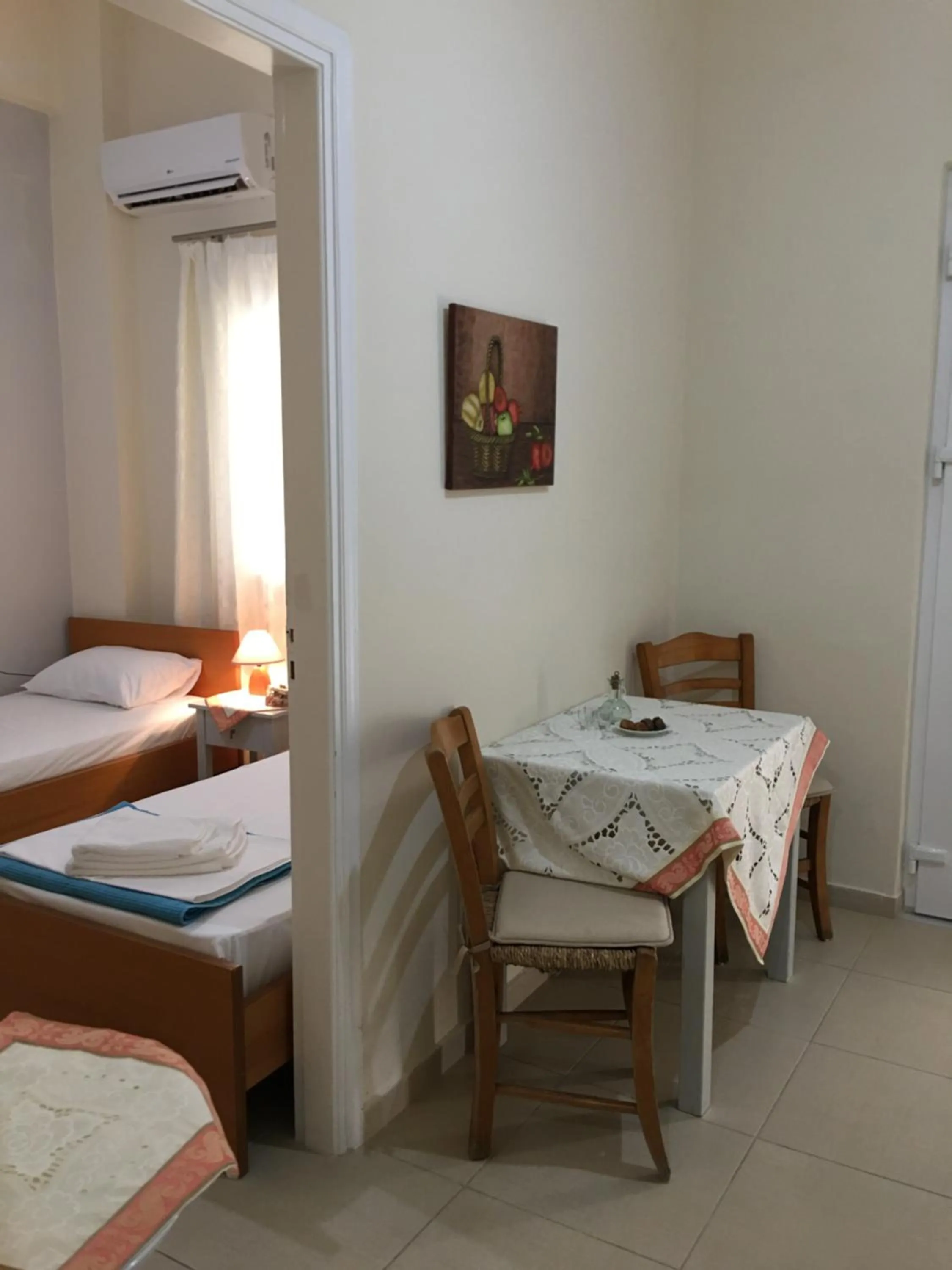 Bed in Heraklion Old Port Apartments