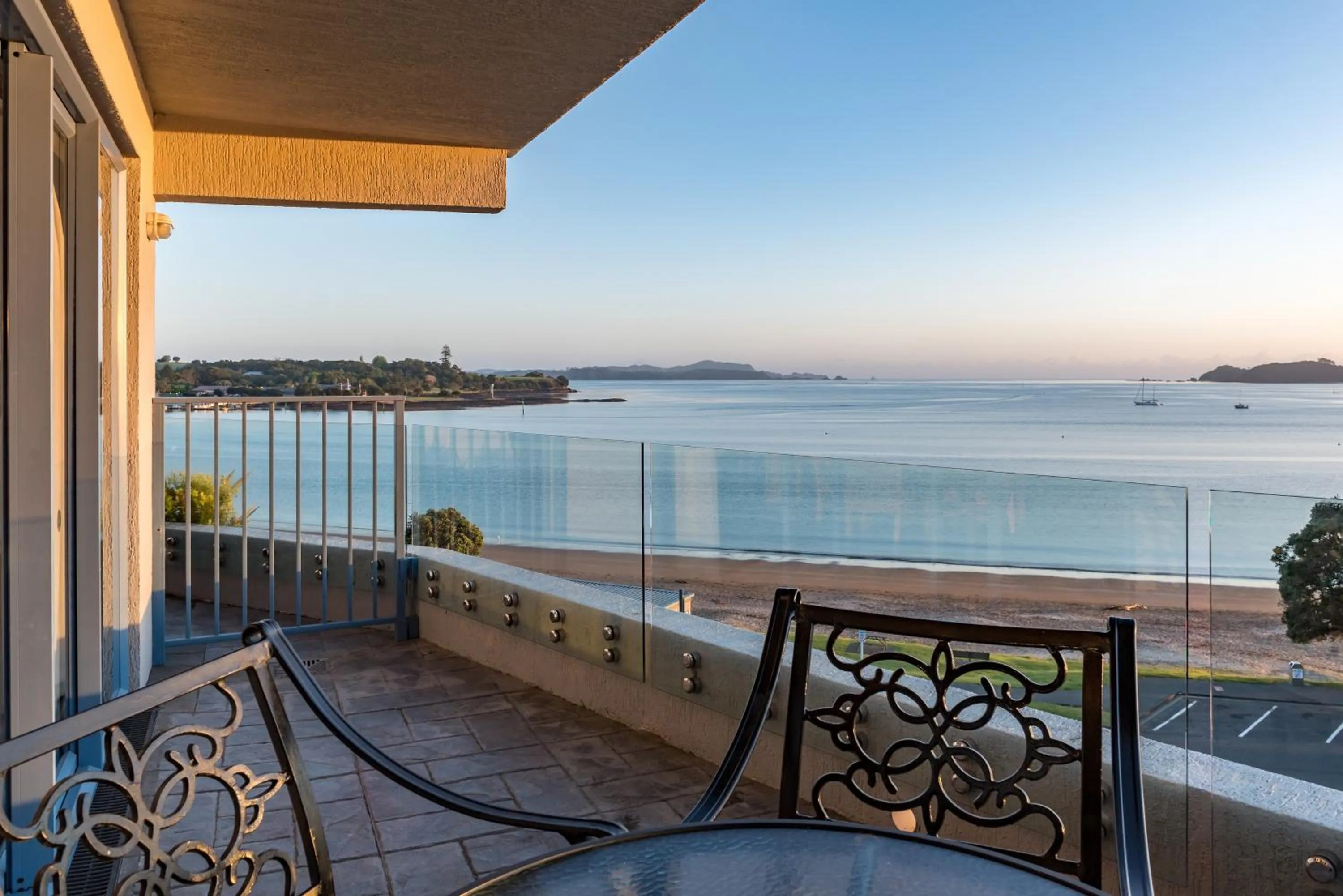 Balcony/Terrace in Blue Pacific Apartments
