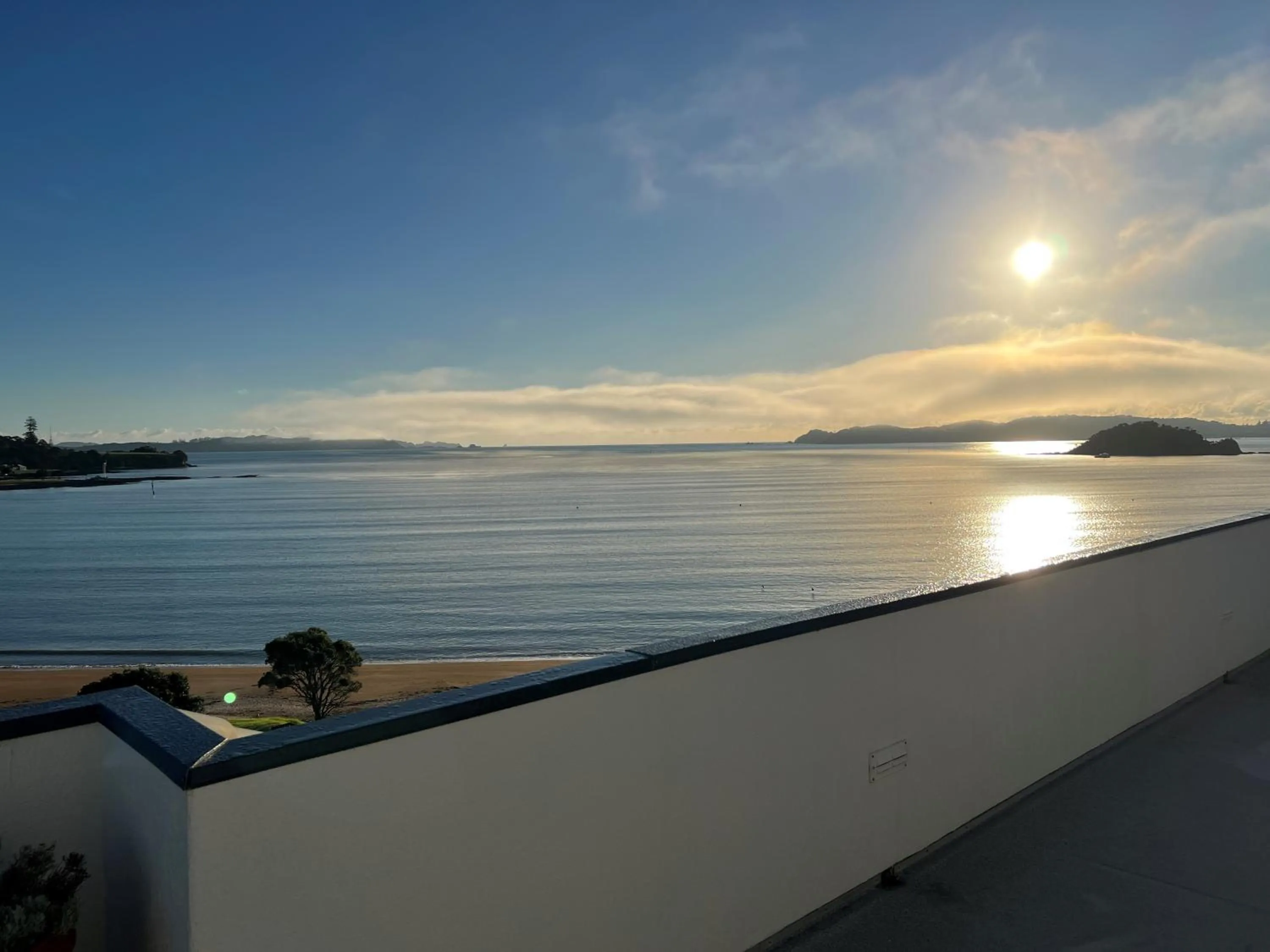 Sea view in Blue Pacific Apartments