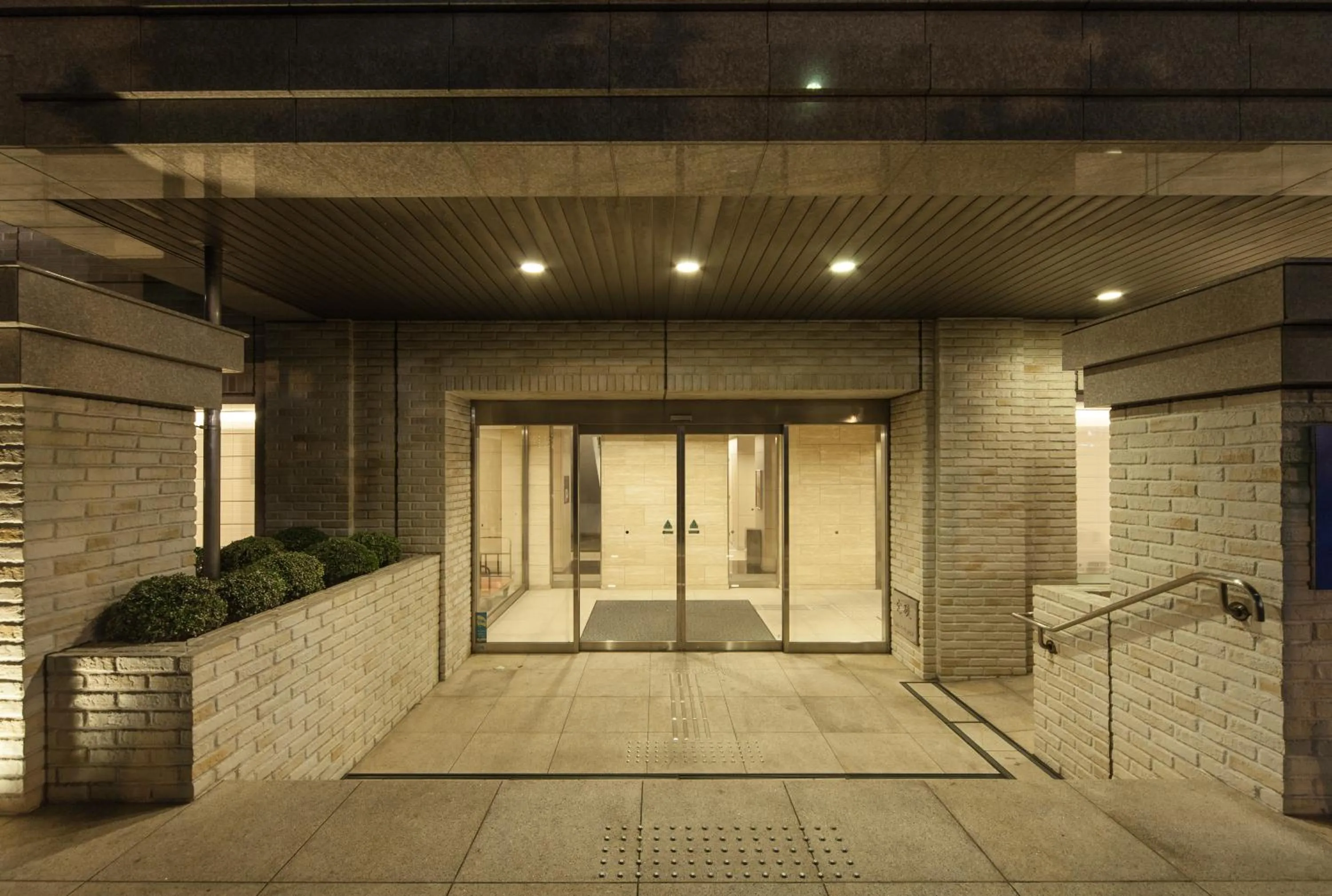 Facade/entrance in MYSTAYS Shin Urayasu Conference Center