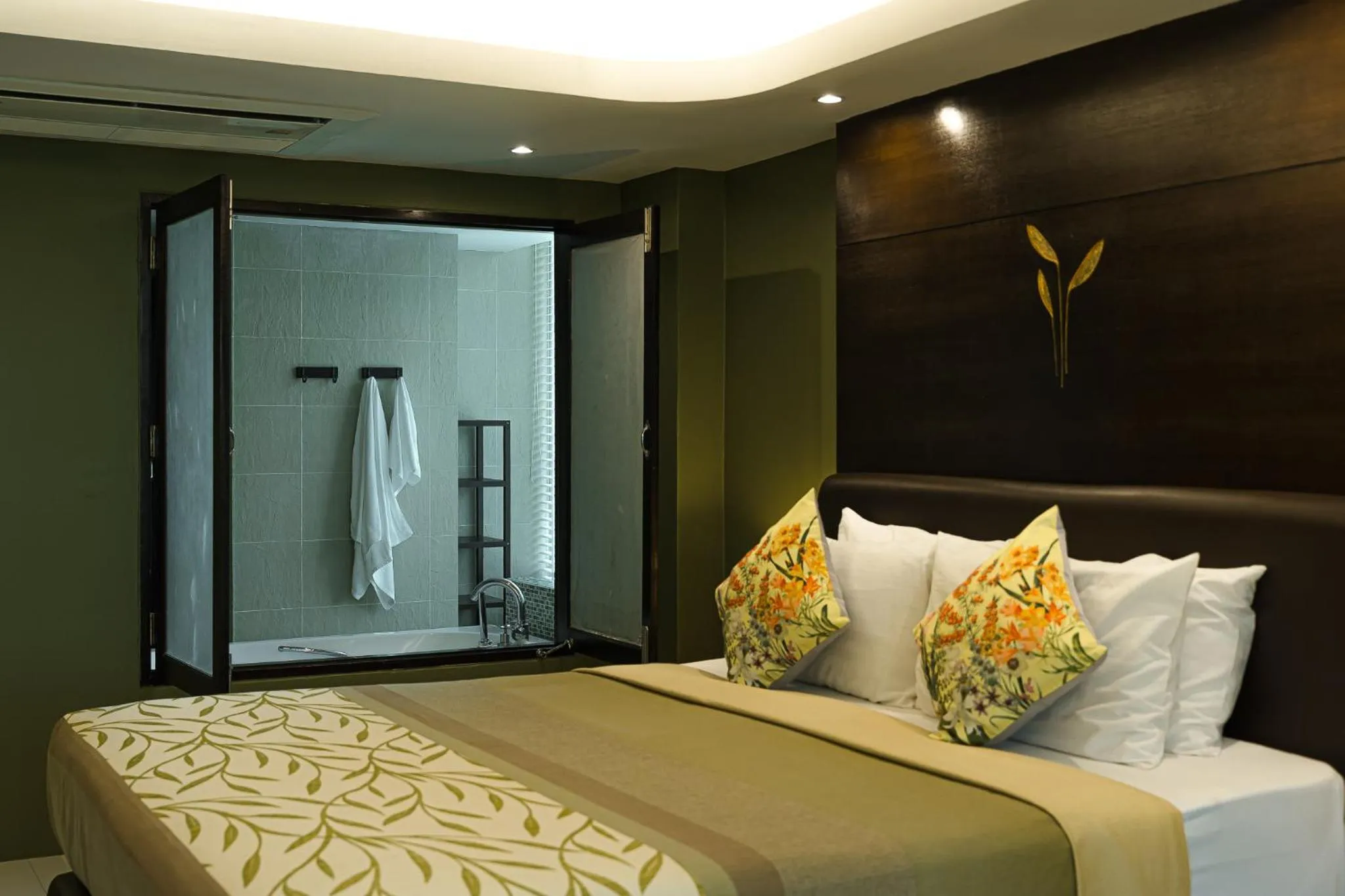 Bed in The Bihai Hua Hin