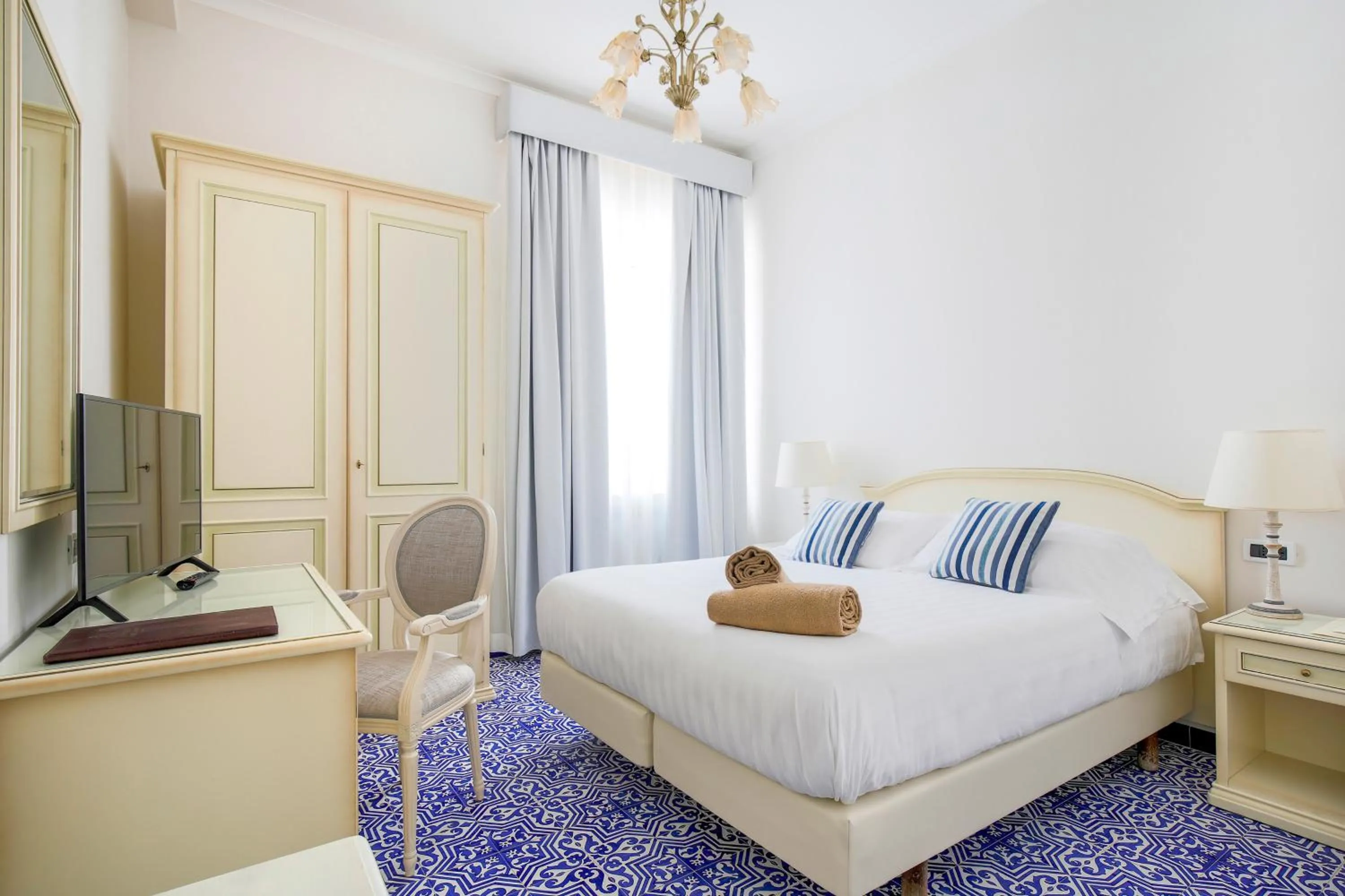 Bedroom, Bed in La Reginella Resort & Spa