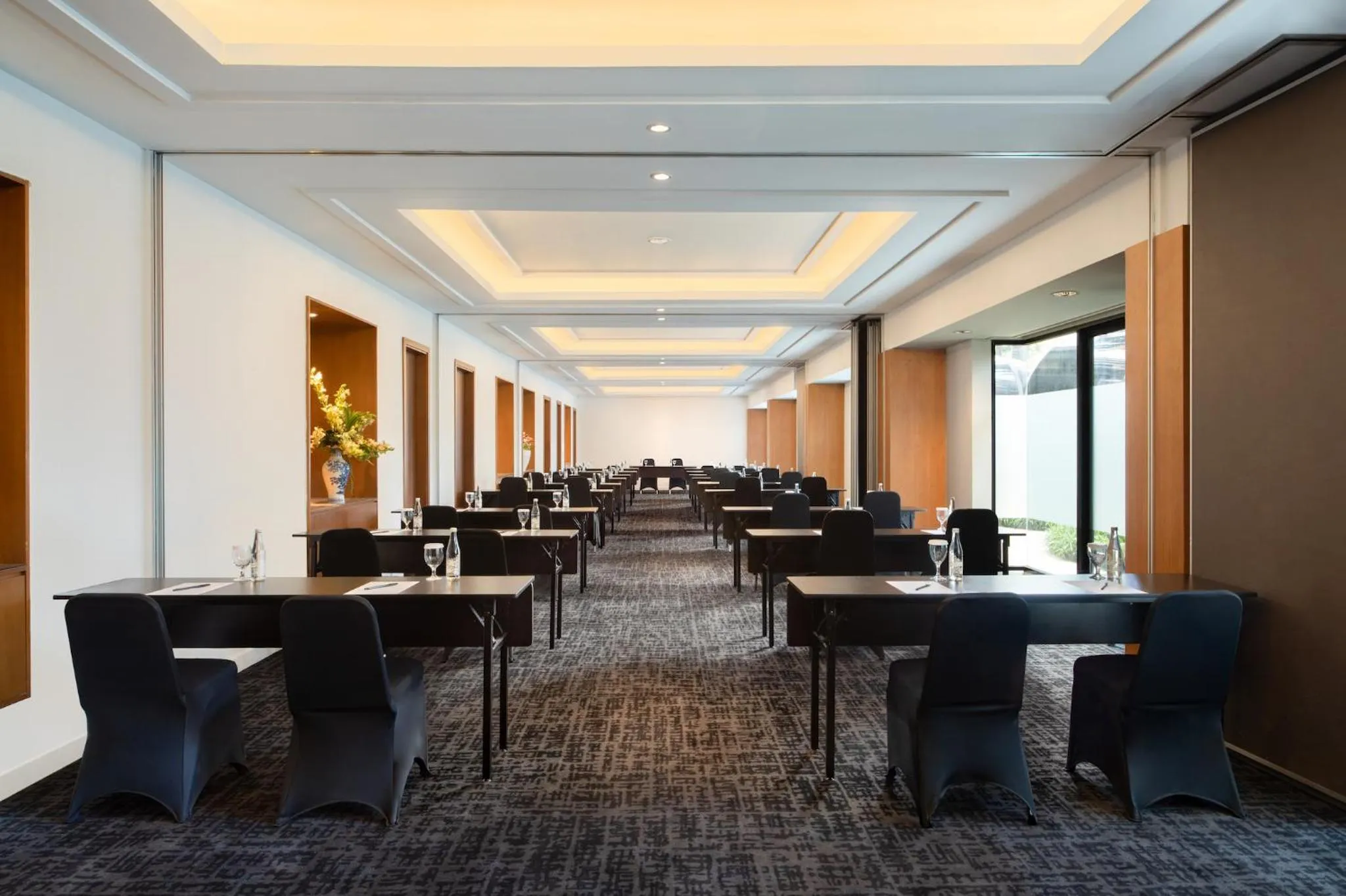 Meeting/conference room in Oakwood Suites Kuningan Jakarta