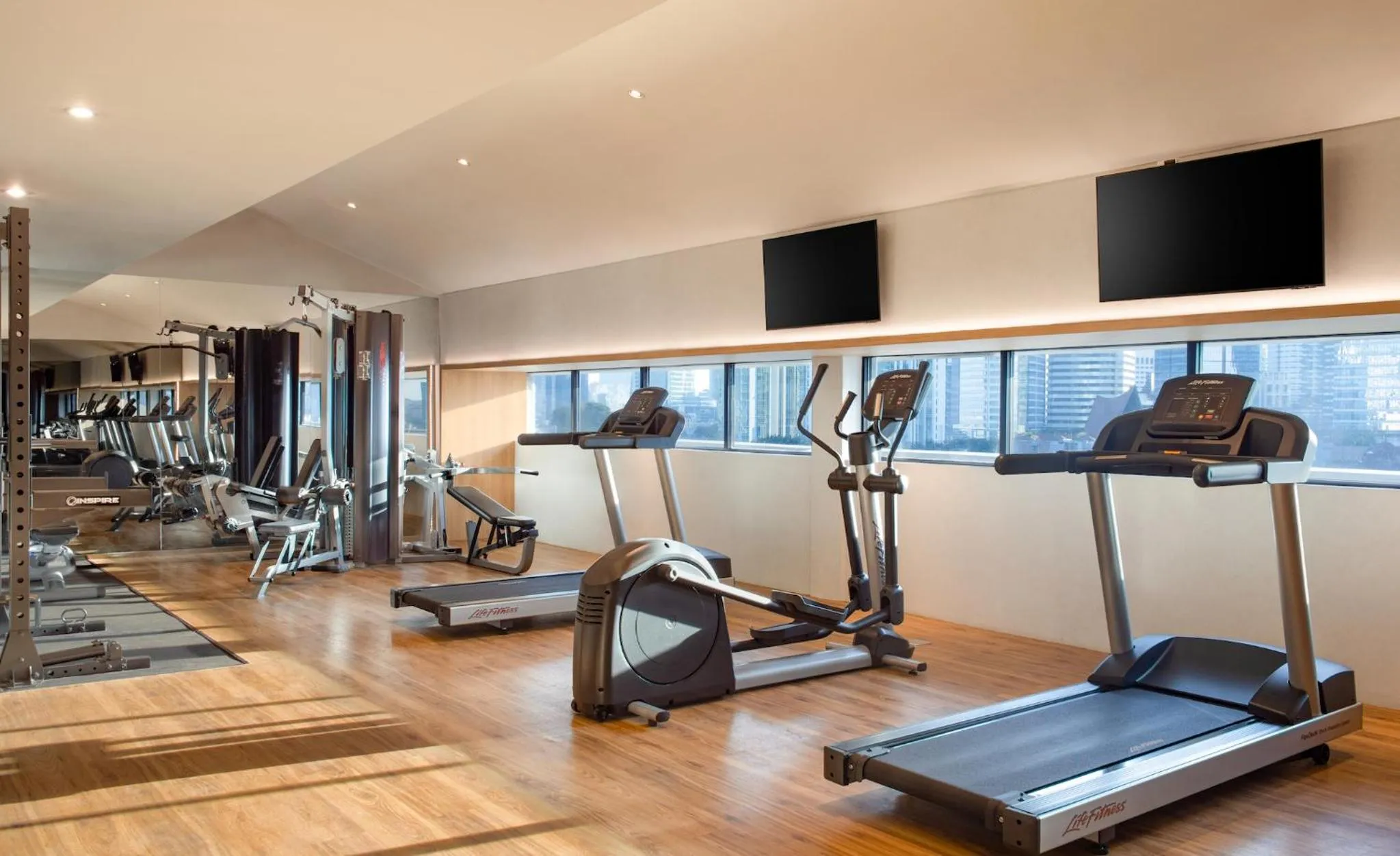 Fitness centre/facilities in Oakwood Suites Kuningan Jakarta