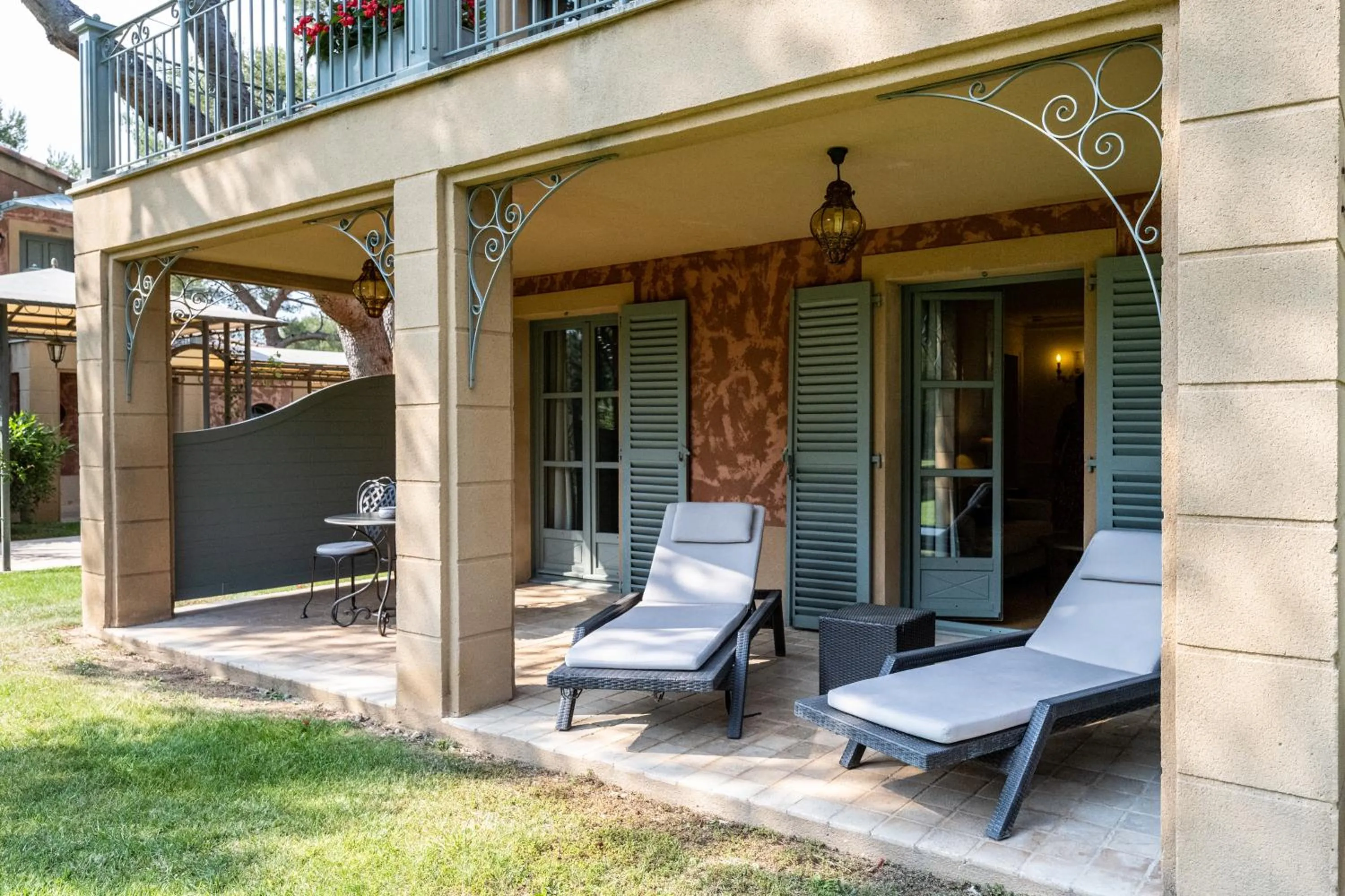 Garden view in L'Hôtel & Spa du Castellet
