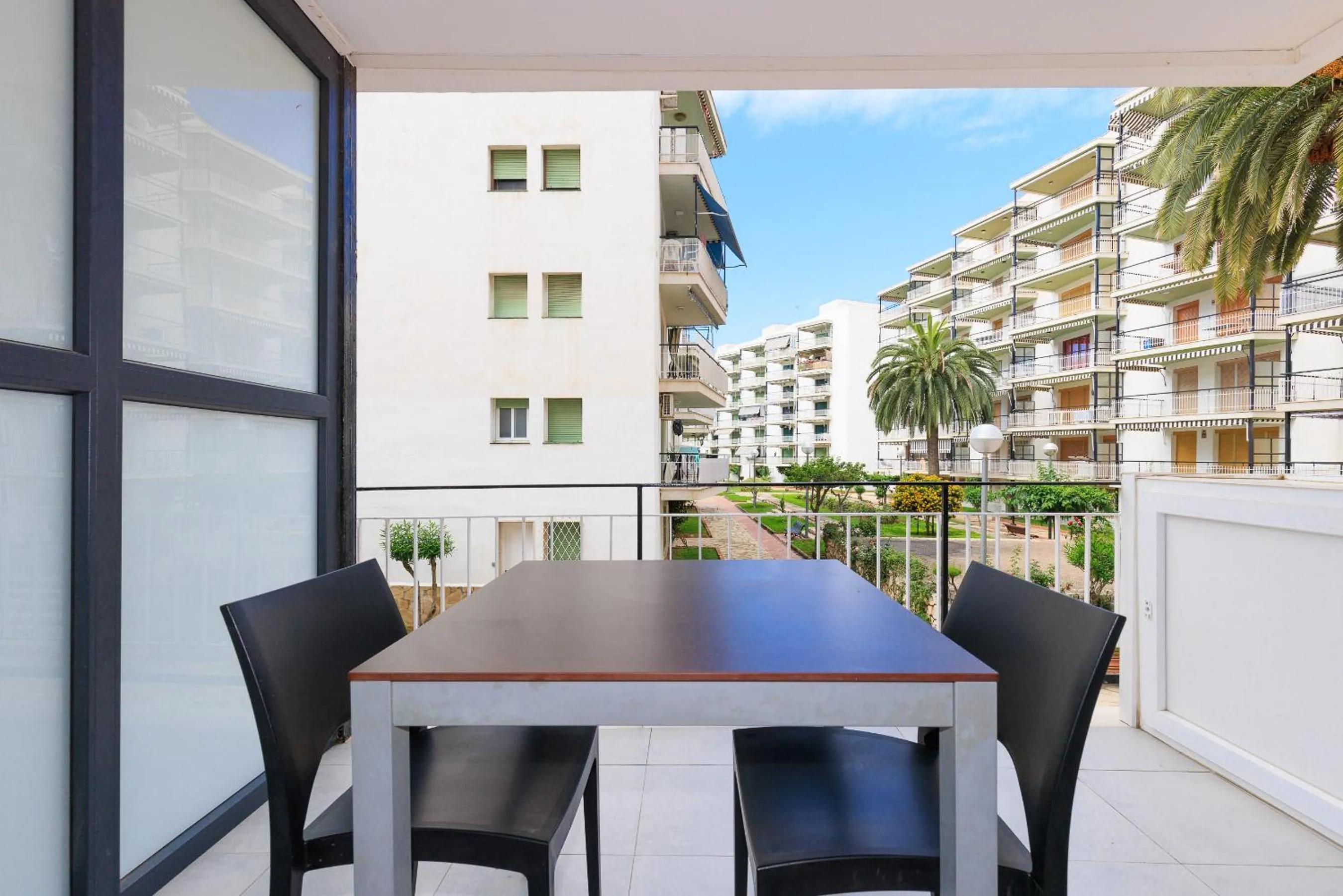 Balcony/Terrace in Rentalmar Aries Plus