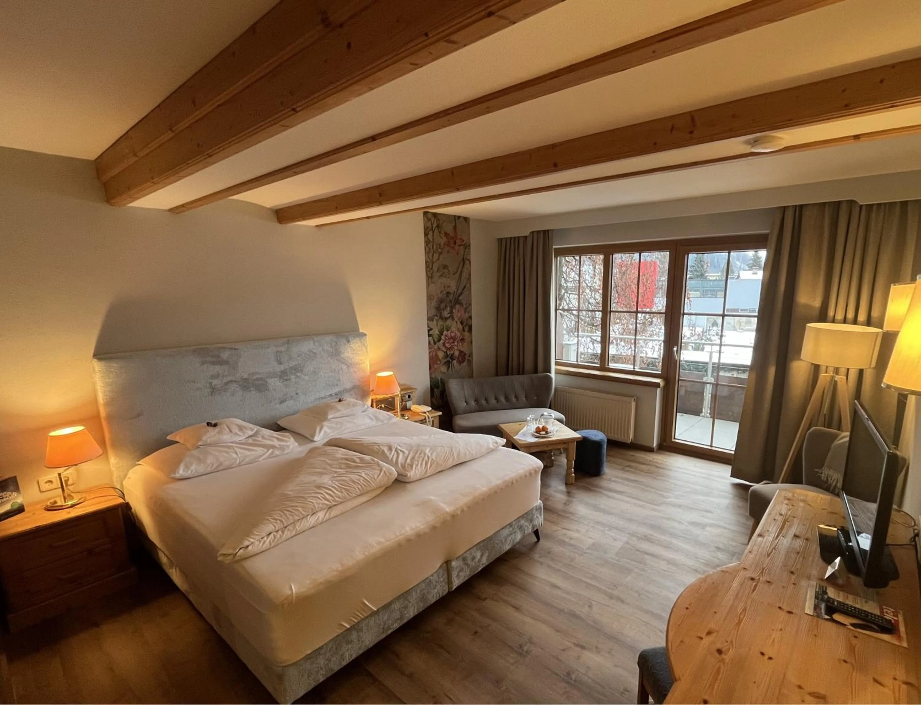 Bed in Landhotel Lindenhof