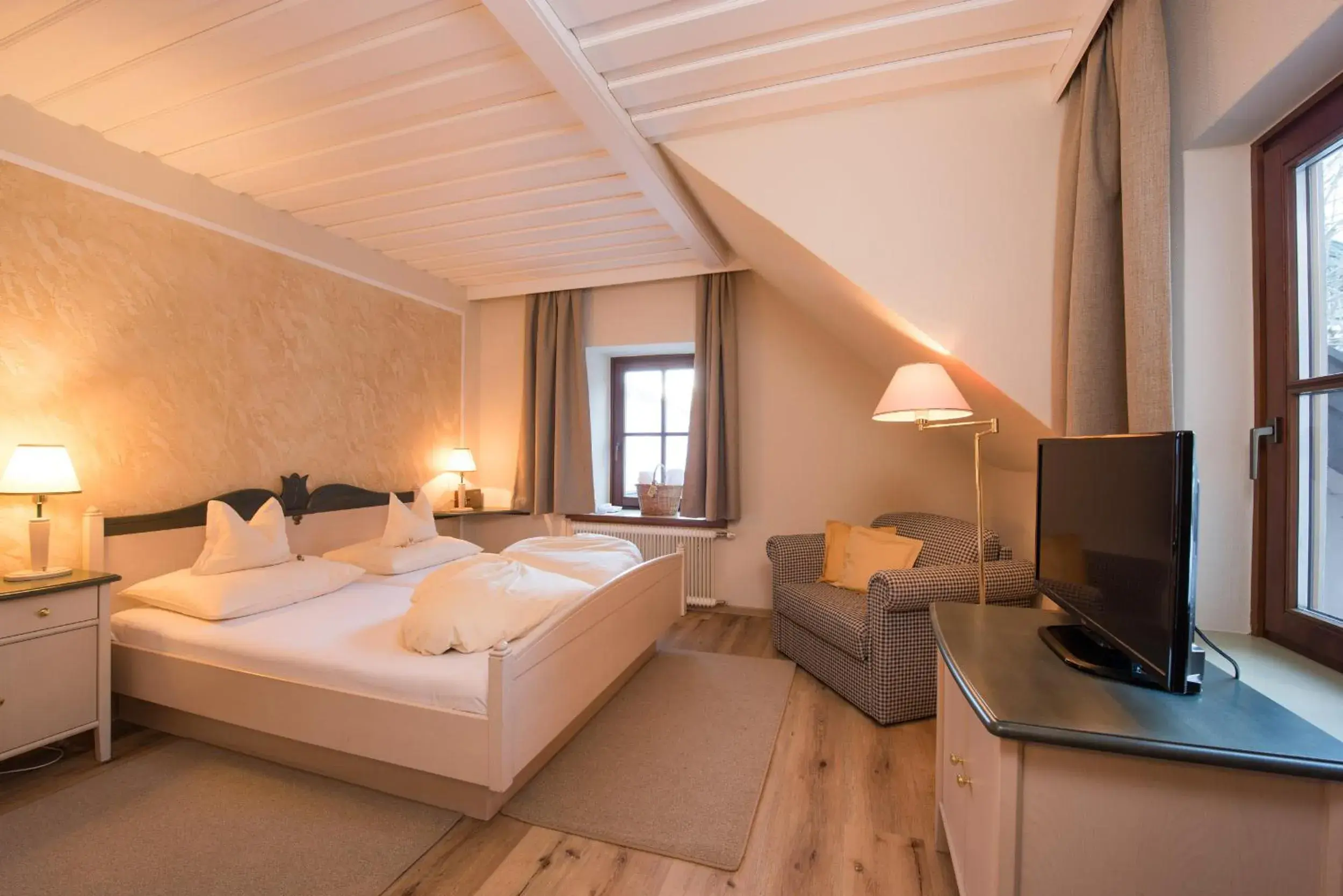 Double Room in Landhotel Lindenhof Double Room in Landhotel Lindenhof