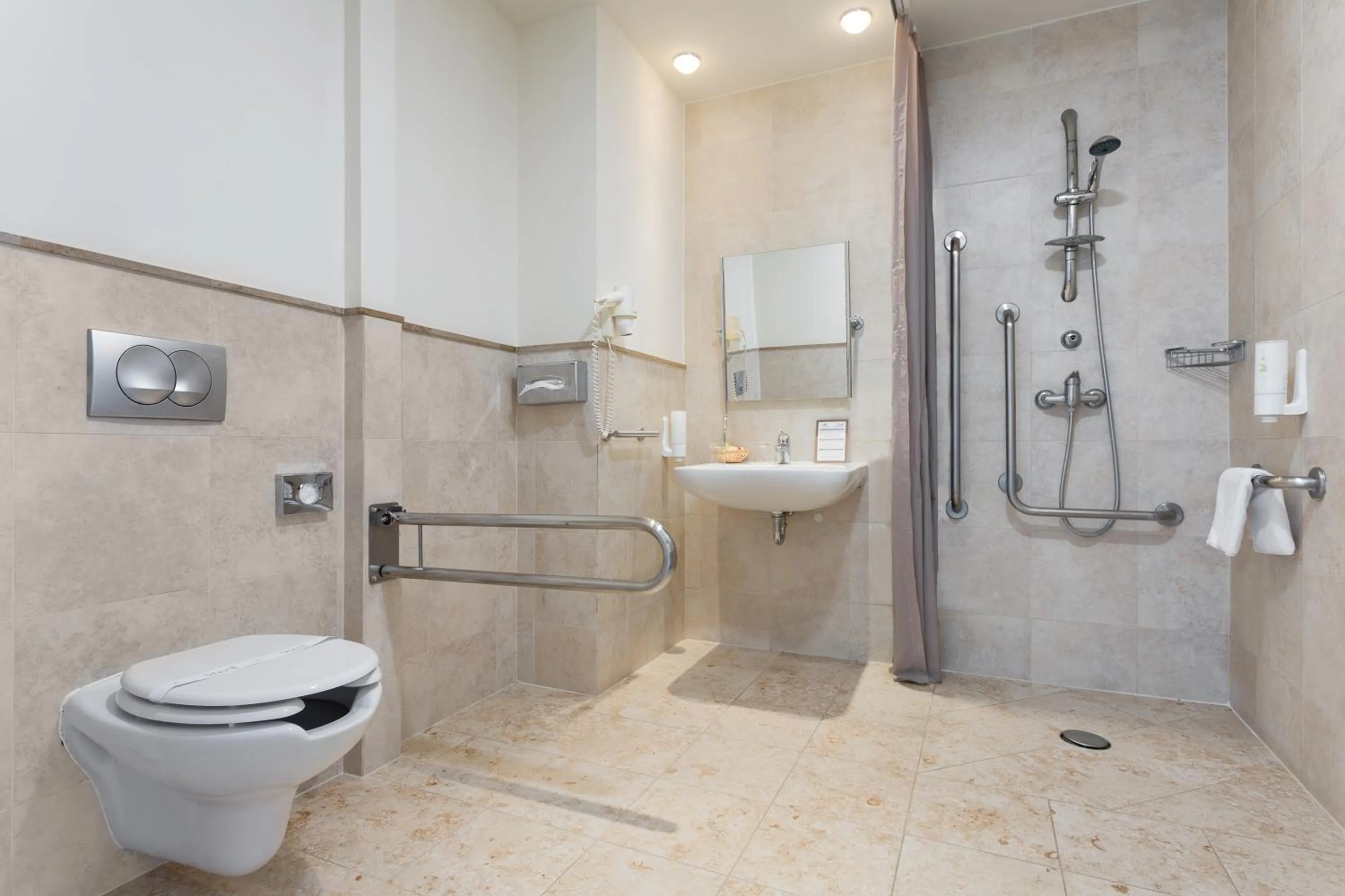 Bathroom in Hunguest Saliris