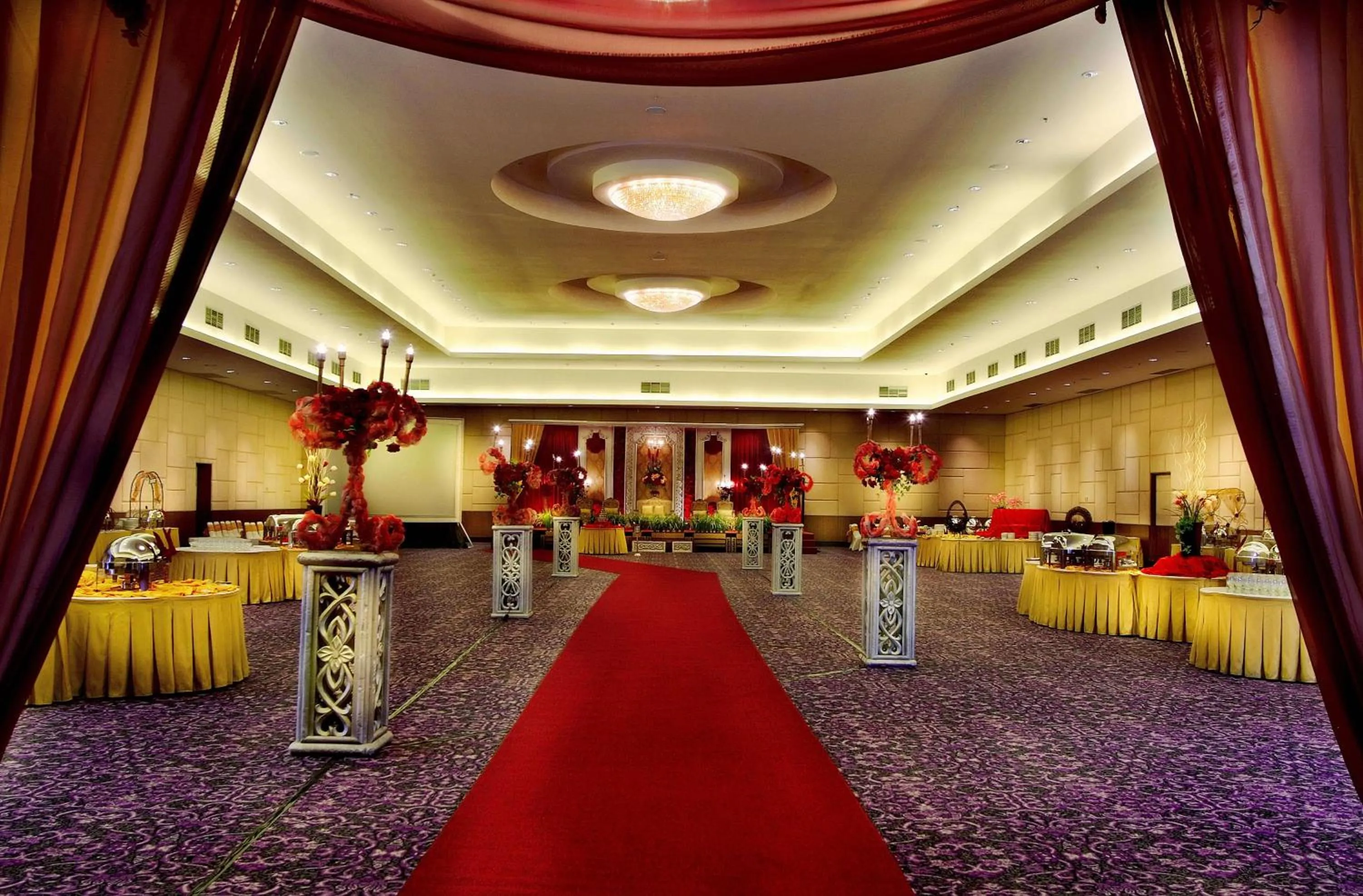 Banquet/Function facilities in Royal Palm Hotel & Conference Center Cengkareng