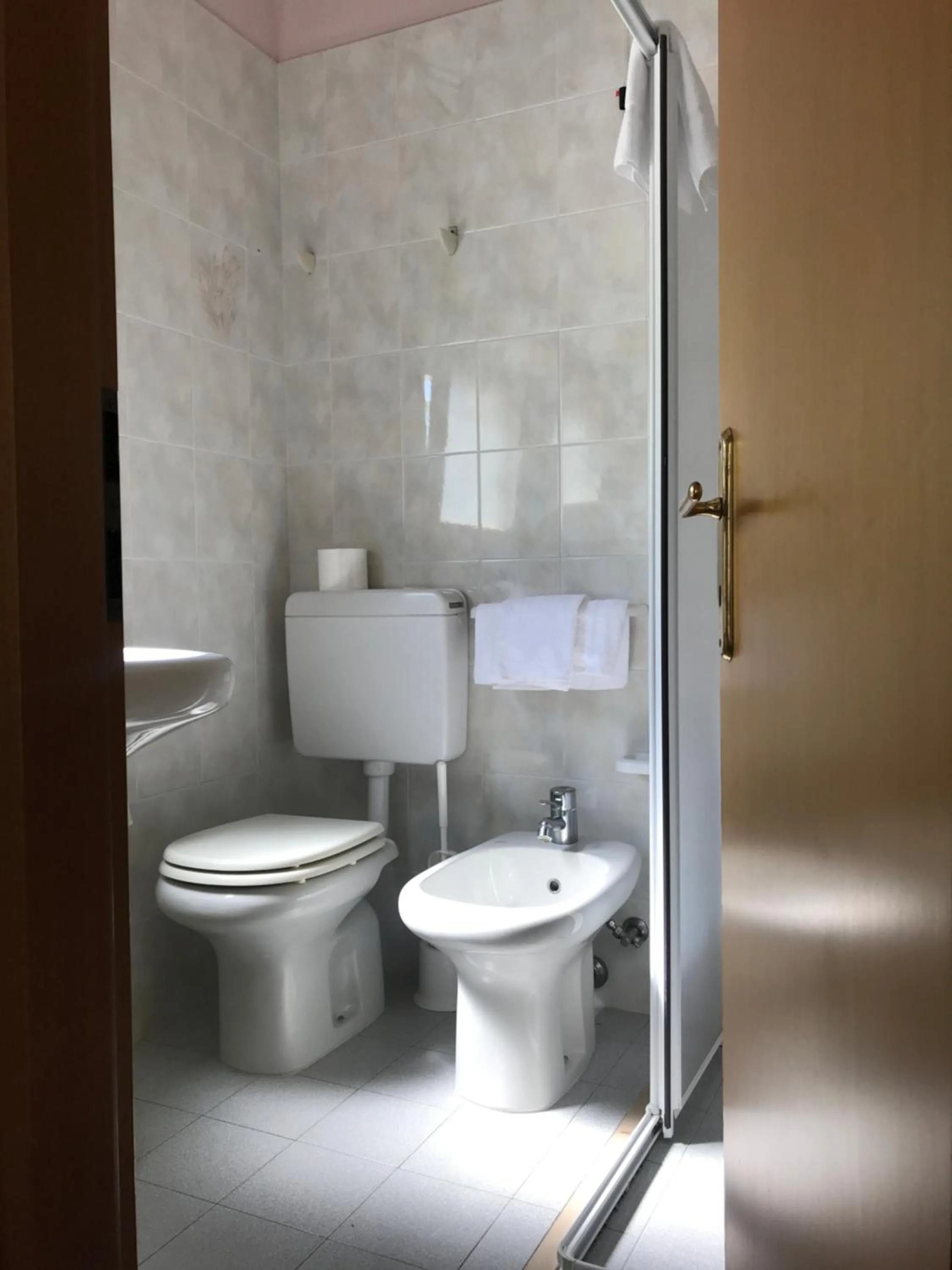 Bathroom in Pensione Imperia