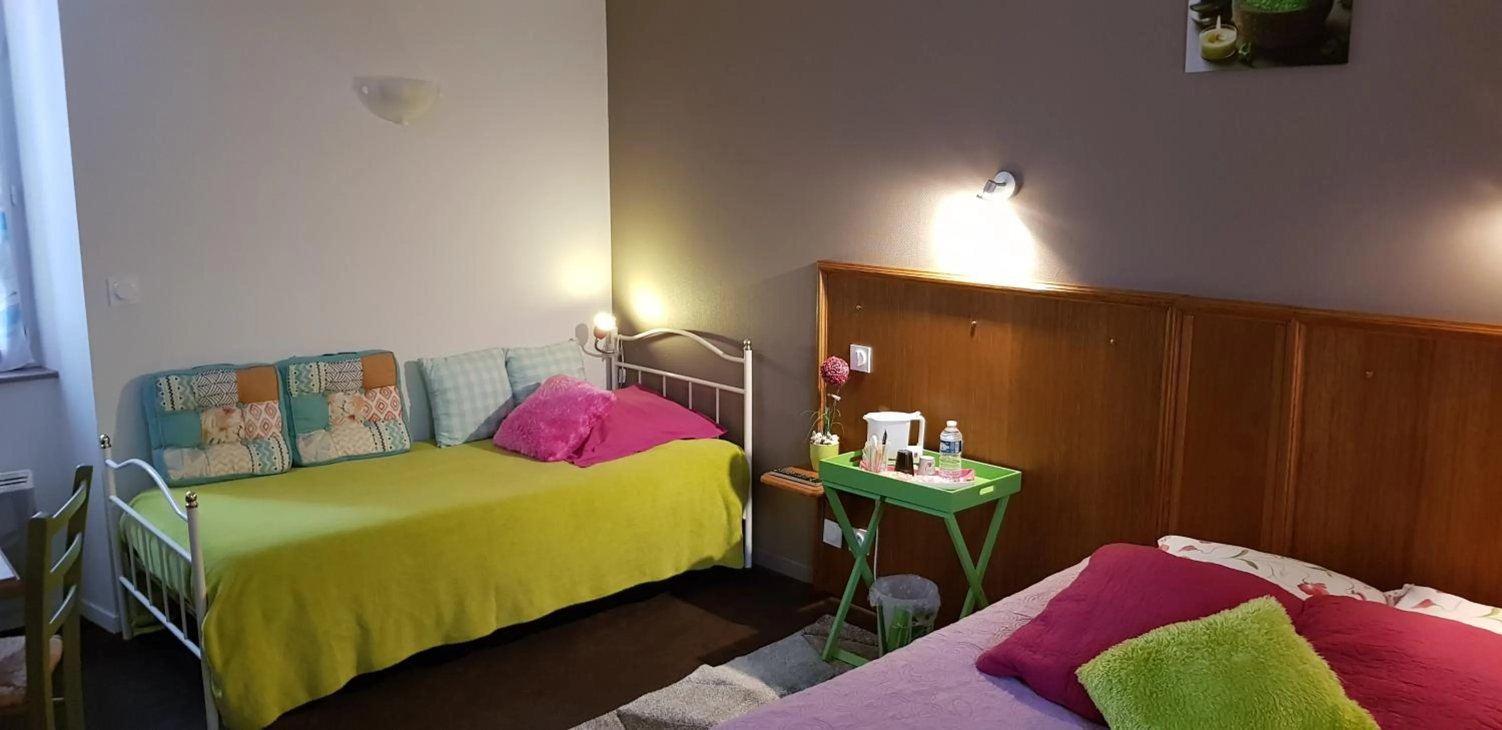 Photo of the whole room in Au Bosquet Fleuri