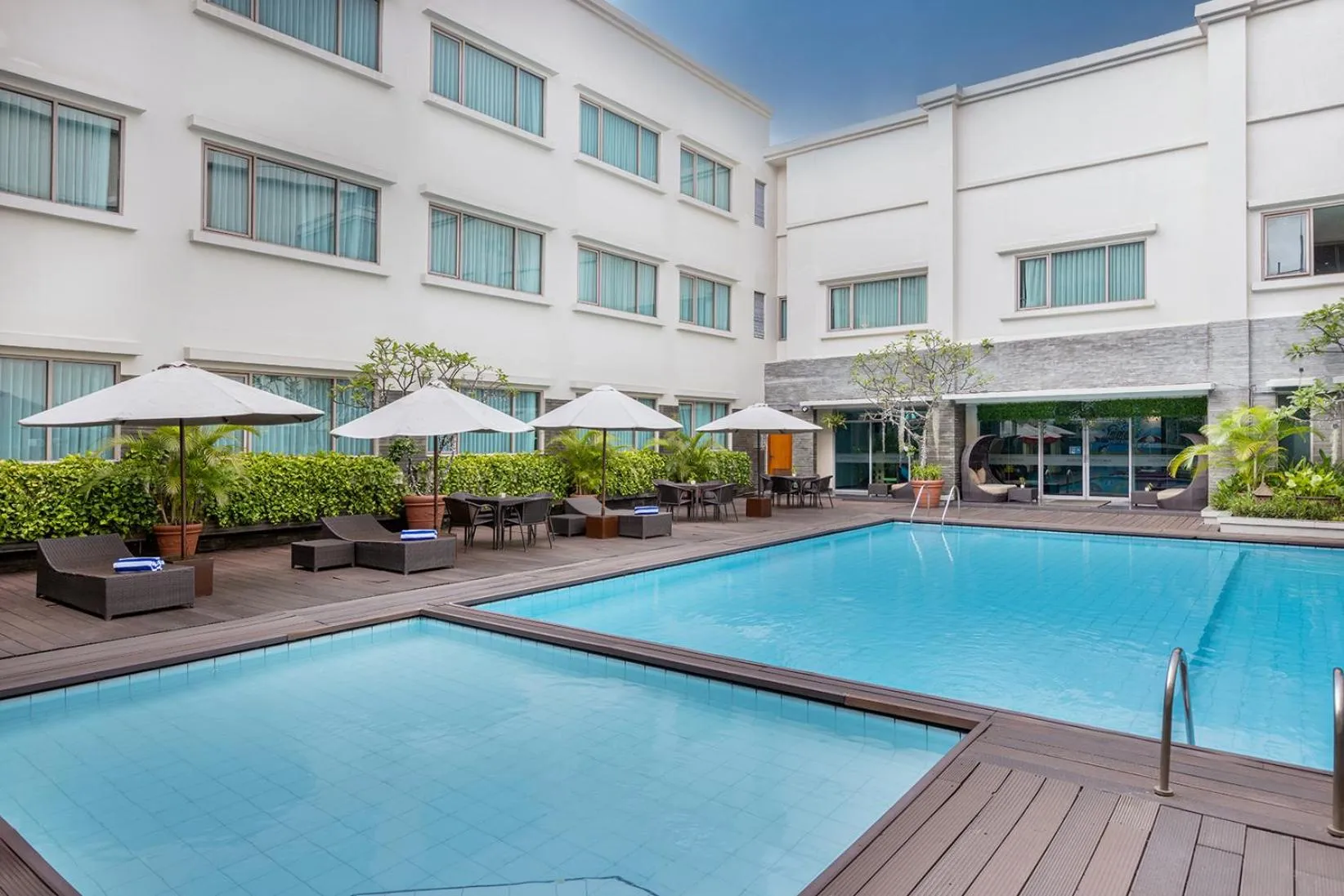 Swimming pool in Aston Tropicana Hotel Bandung