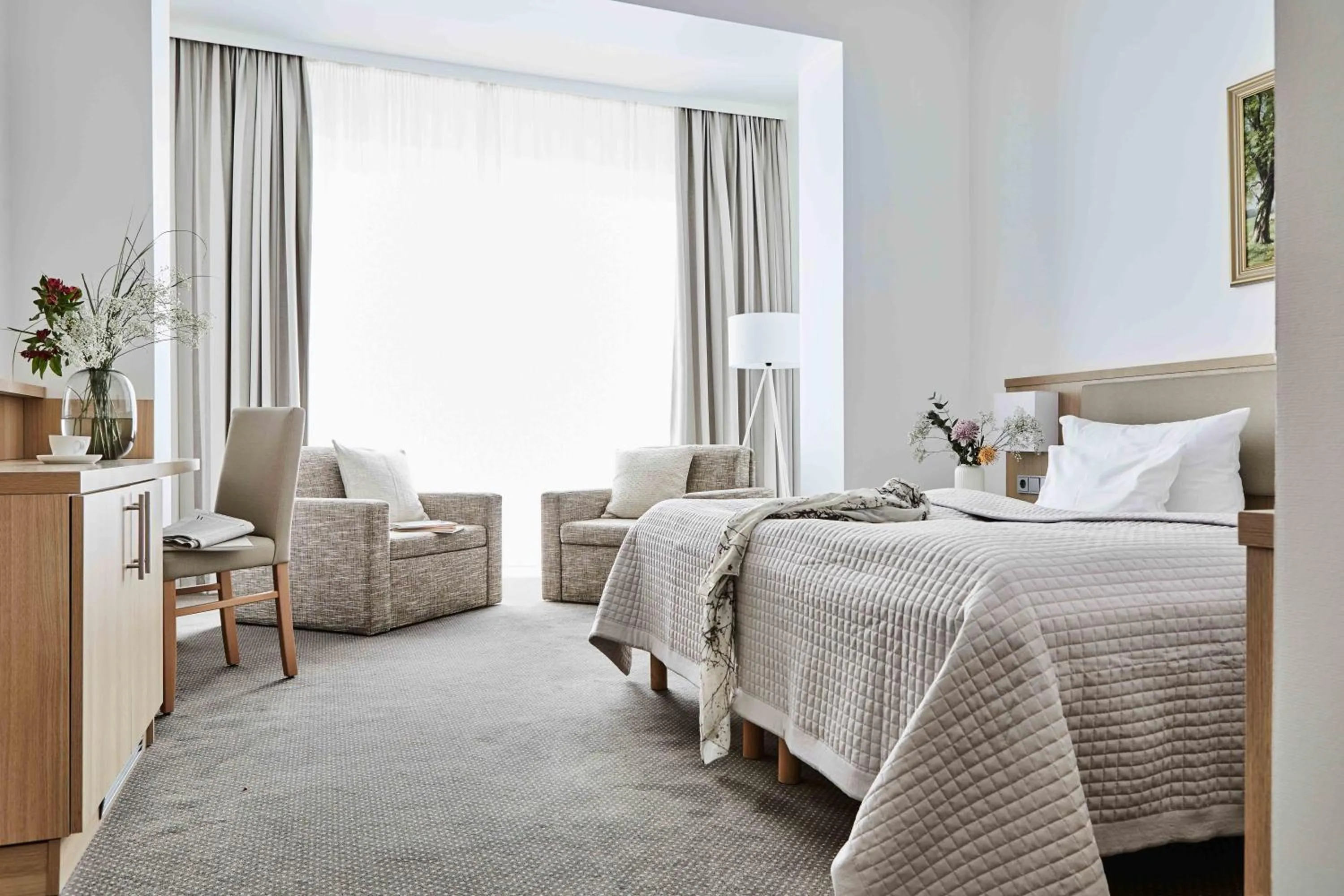 Photo of the whole room, Bed in Hotel Binzer Hof